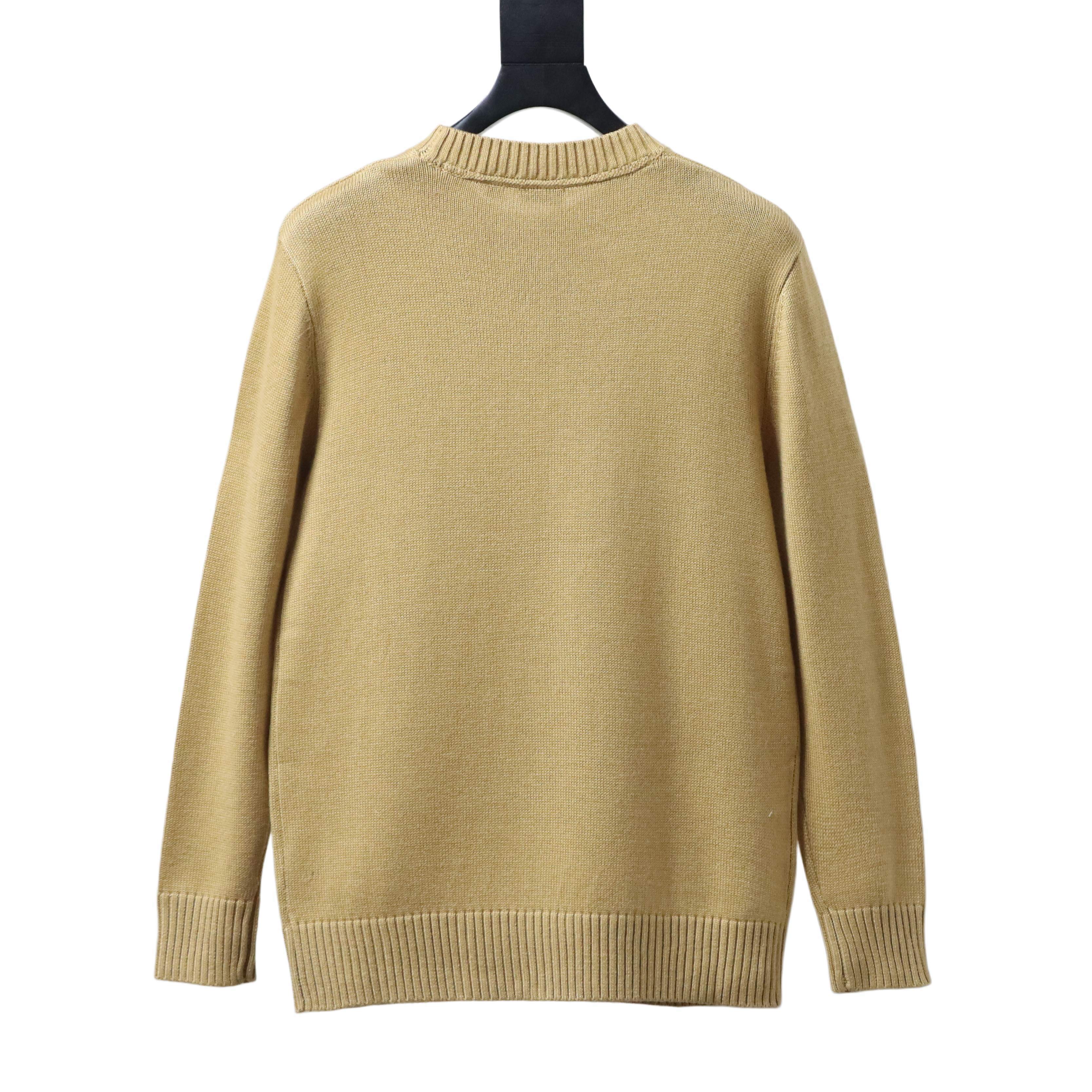 BURBERRY 25FW Equestrian Embroidery Crew Neck Sweater Style 2