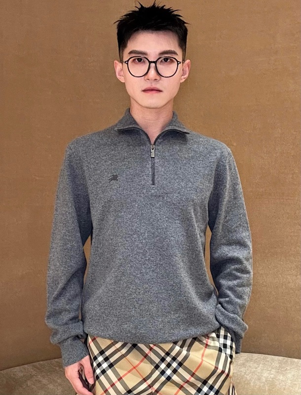 BURBERRY 25FW Equestrian Embroidery Sweater Style 1