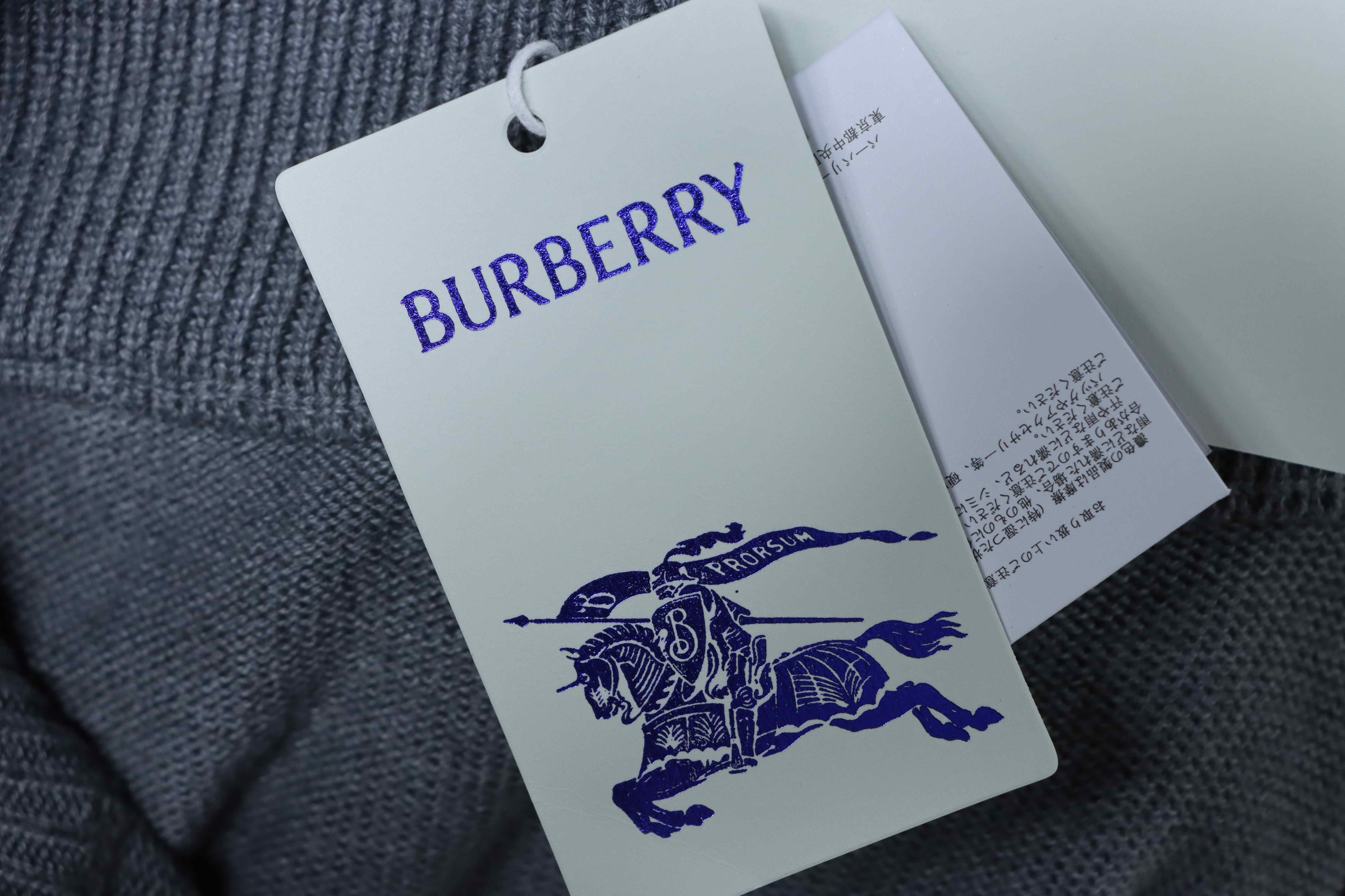 BURBERRY 25FW Equestrian Embroidery Sweater Style 1