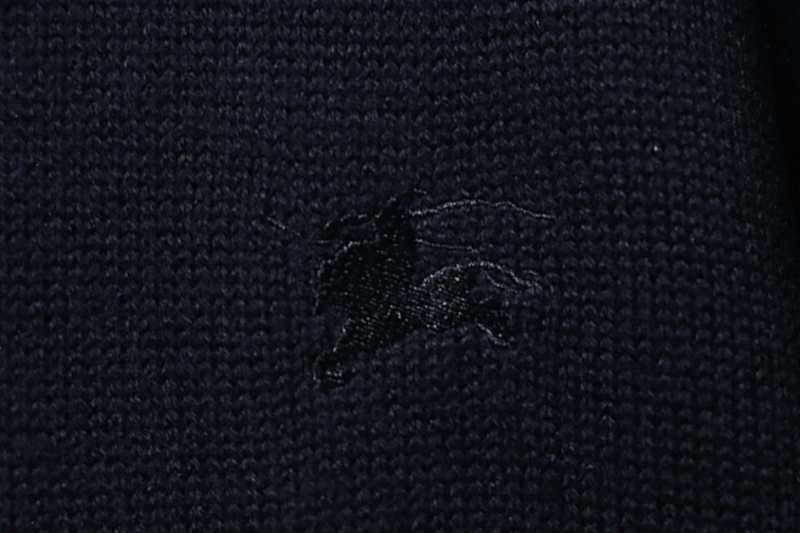 BURBERRY 25FW Equestrian Embroidery Sweater Style 2