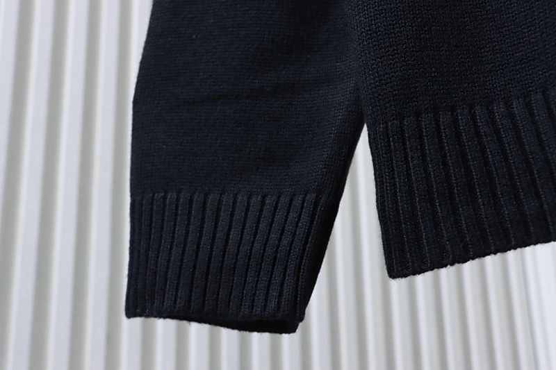 BURBERRY 25FW Equestrian Embroidery Sweater Style 2