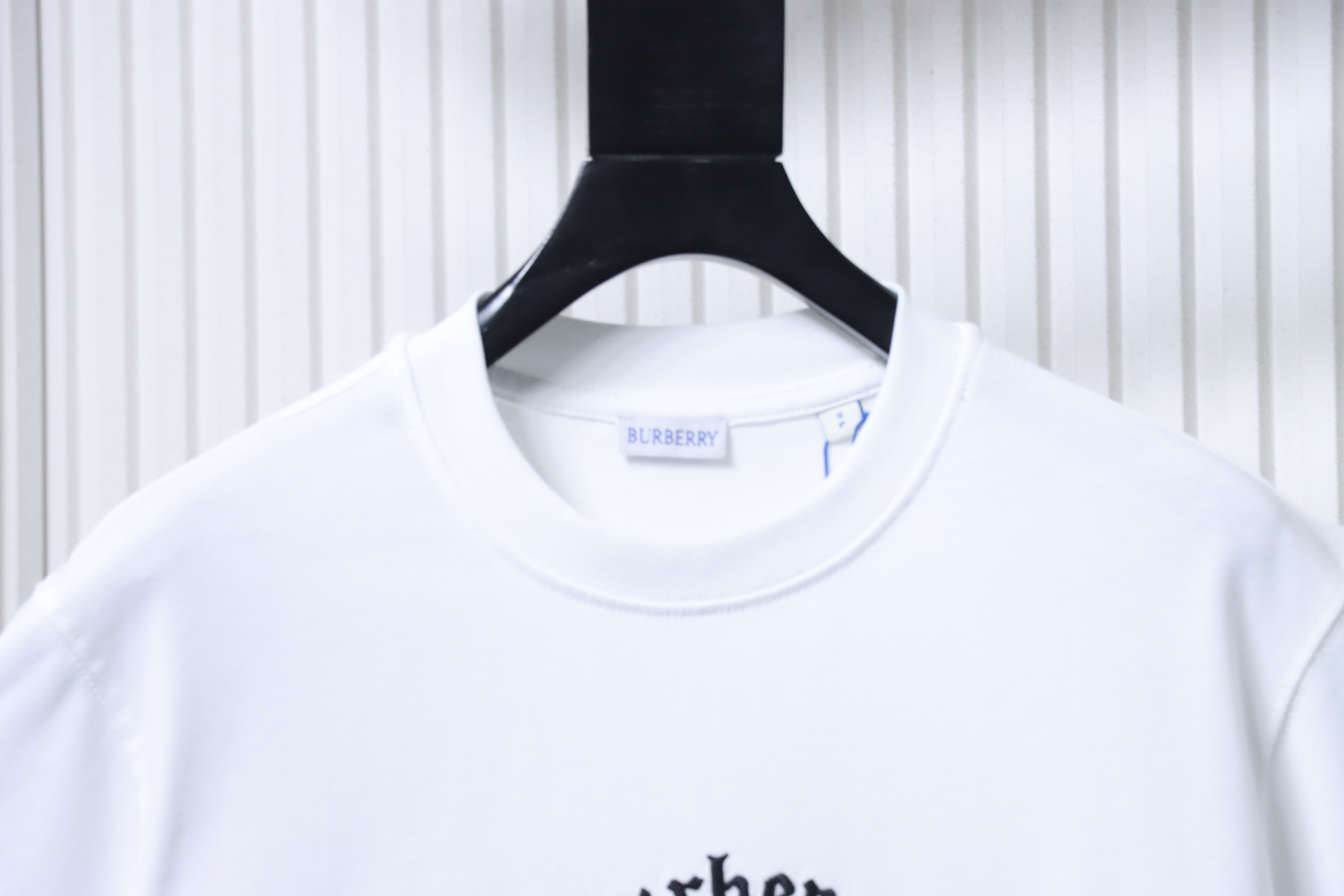 BURBERRY 26SS Embroidered Flag Short Sleeve T-Shirt Style 1