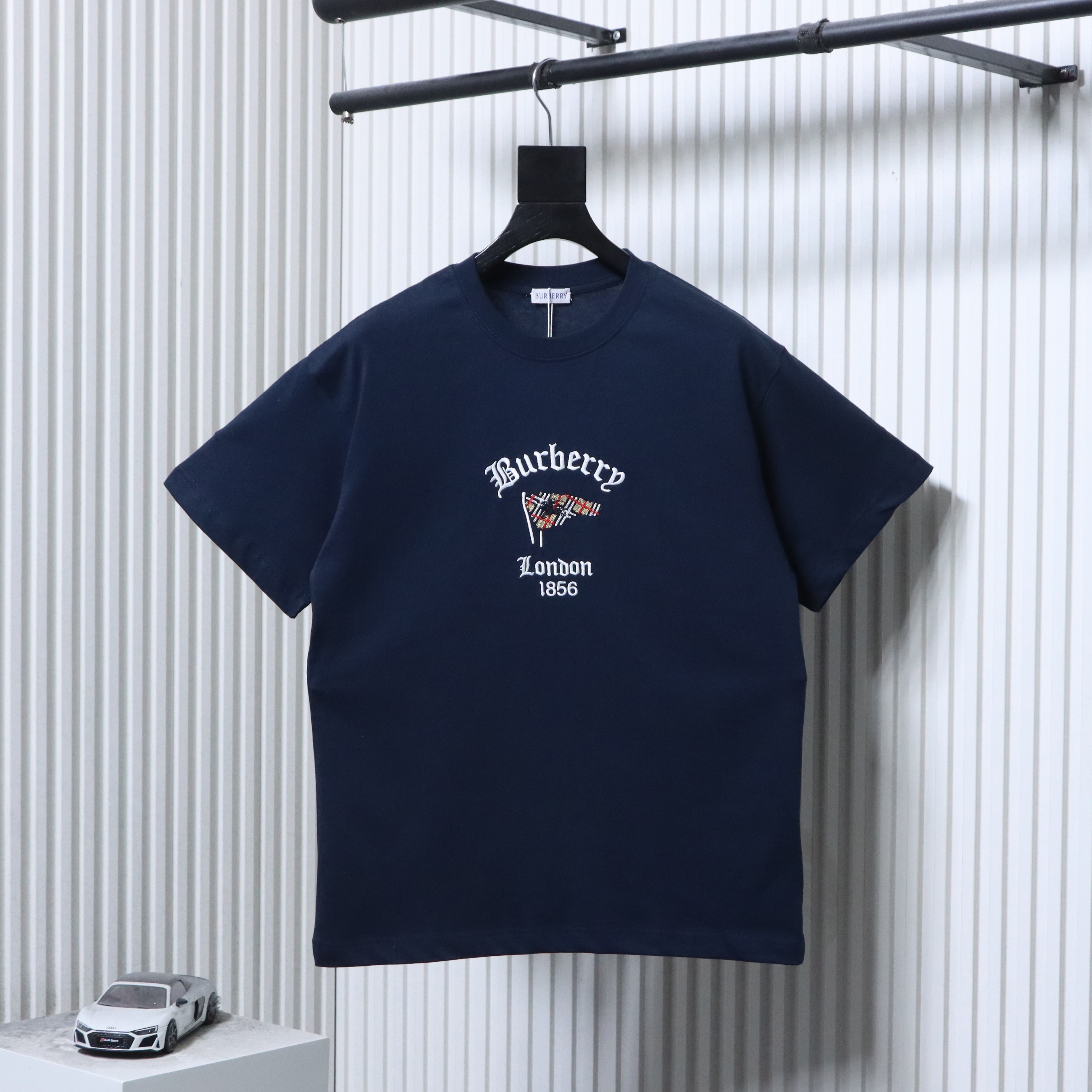 BURBERRY 26SS Embroidered Flag Short Sleeve T-Shirt Style 3
