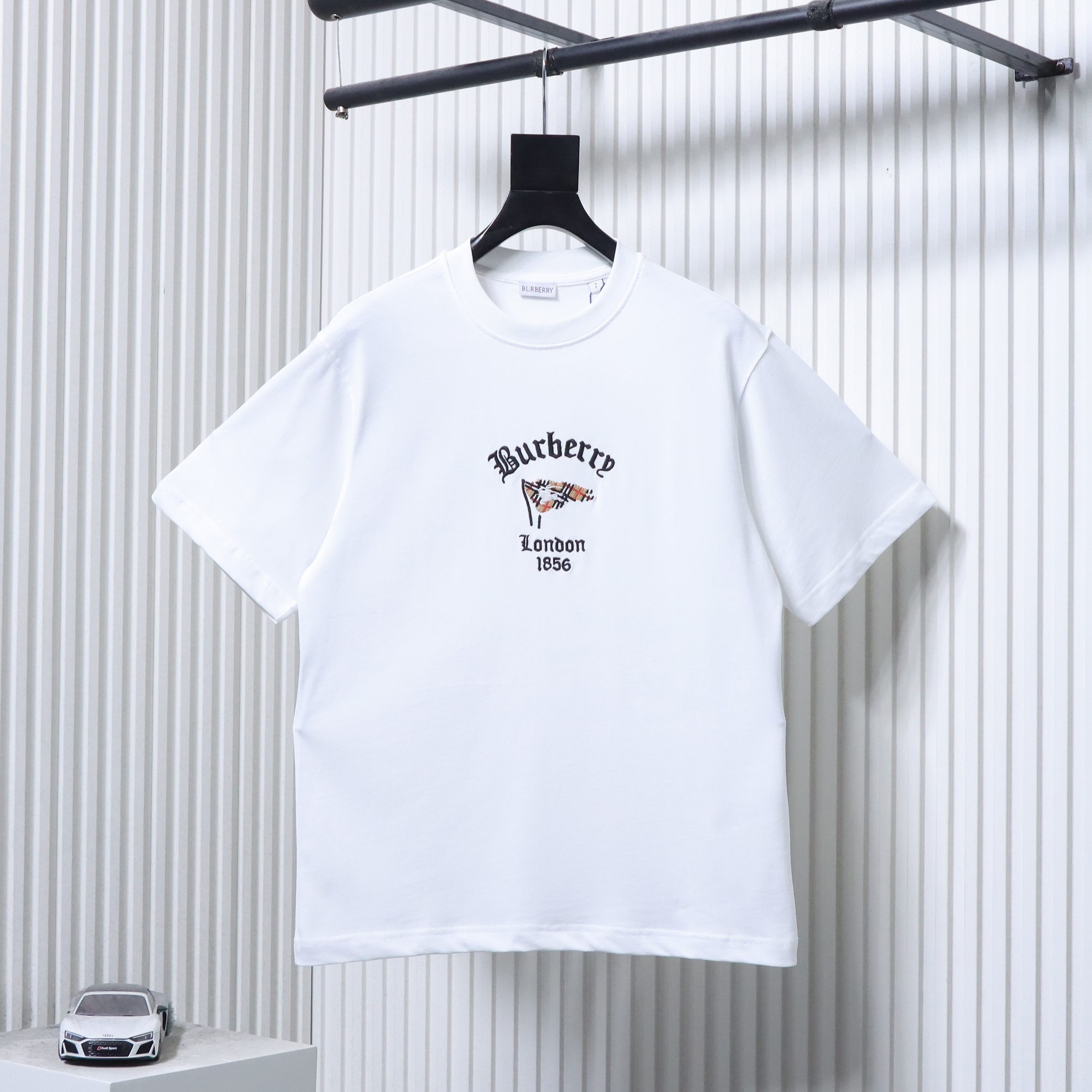 BURBERRY 26SS Embroidered Flag Short Sleeve T-Shirt Style 4