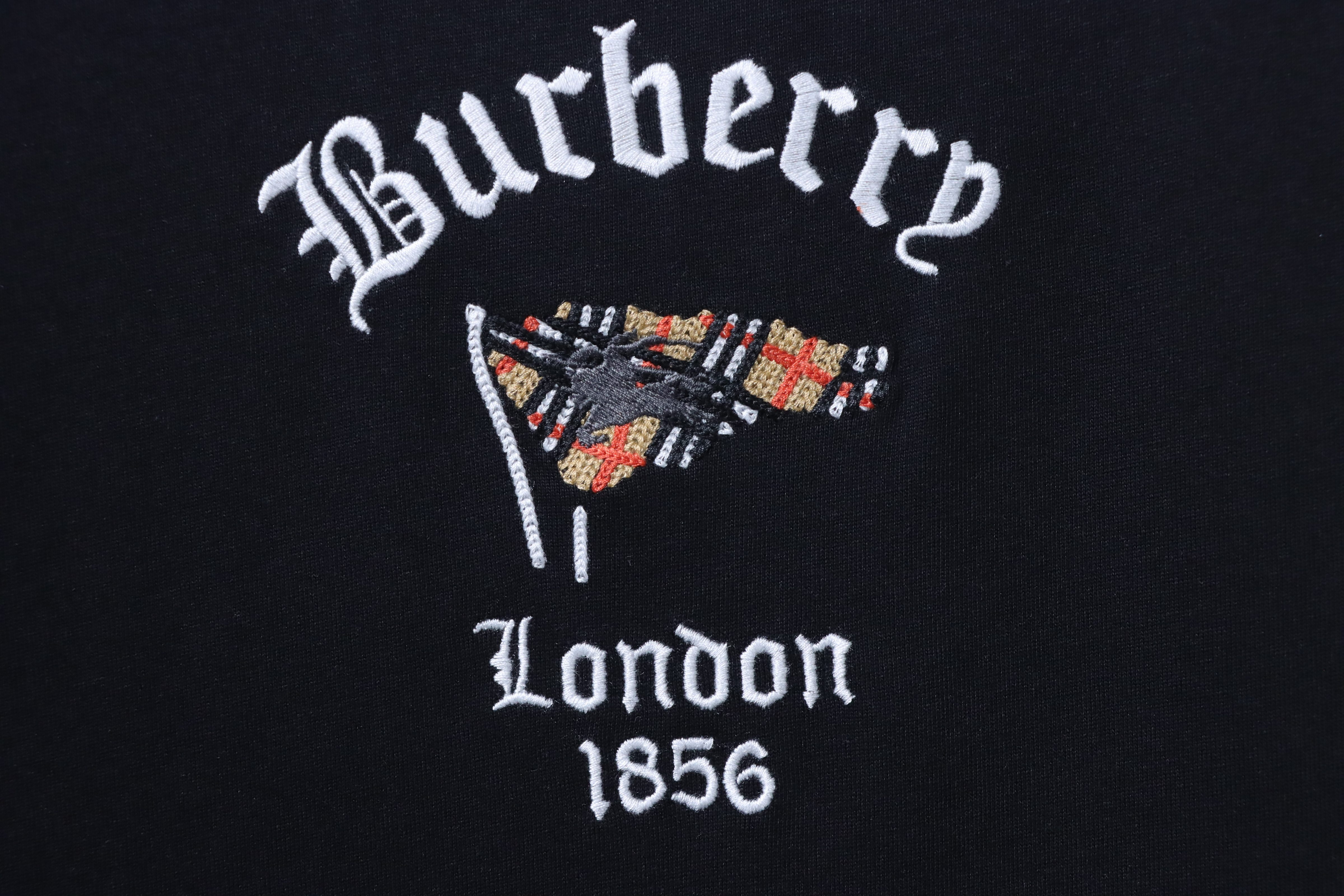 BURBERRY 26SS Embroidered Flag Short Sleeve T-Shirt Style 5