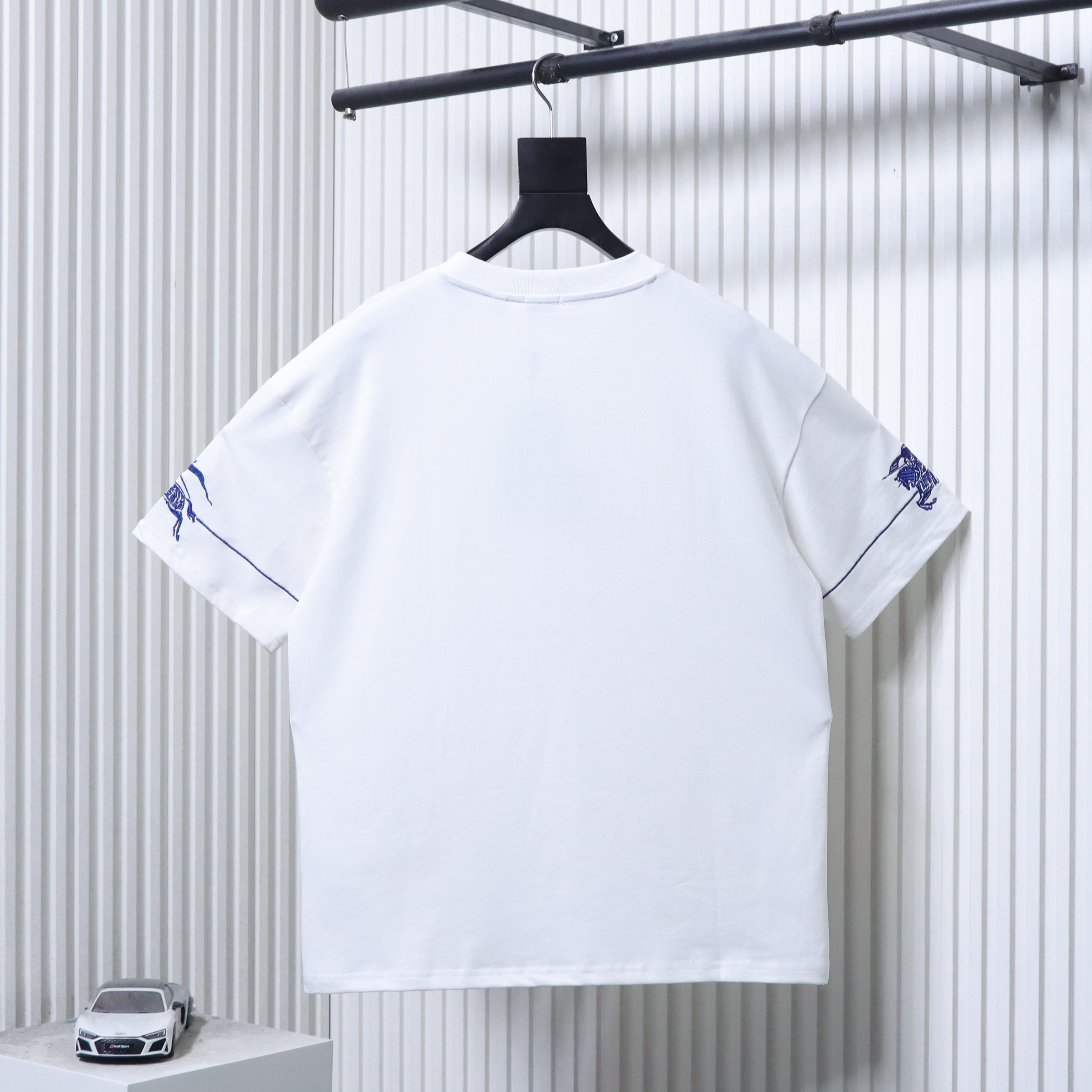 BURBERRY 26SS Equestrian Embroidery Short Sleeve T-Shirt Style 2