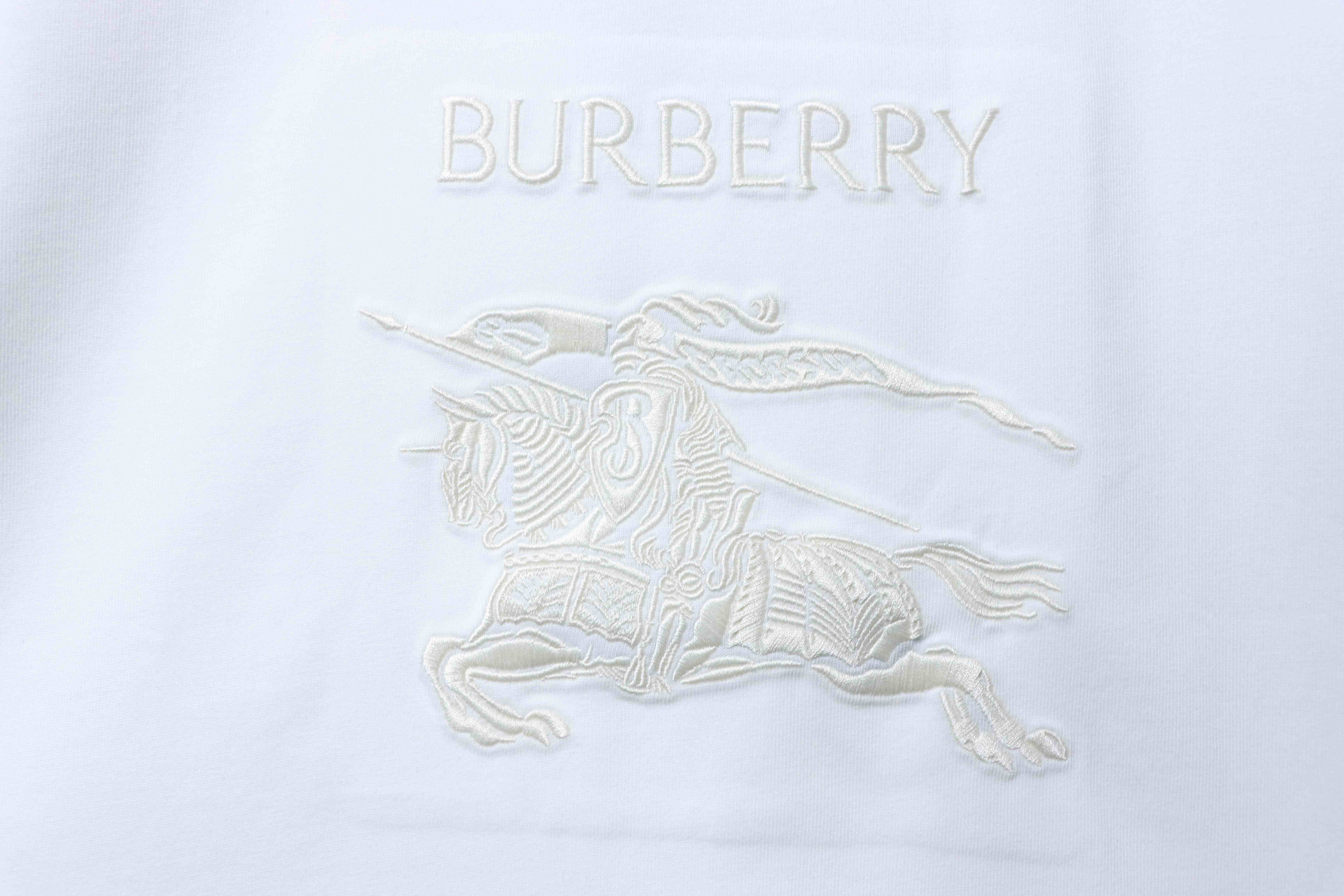 BURBERRY 26SS Knight Embroidery Short Sleeve T-Shirt Style 1