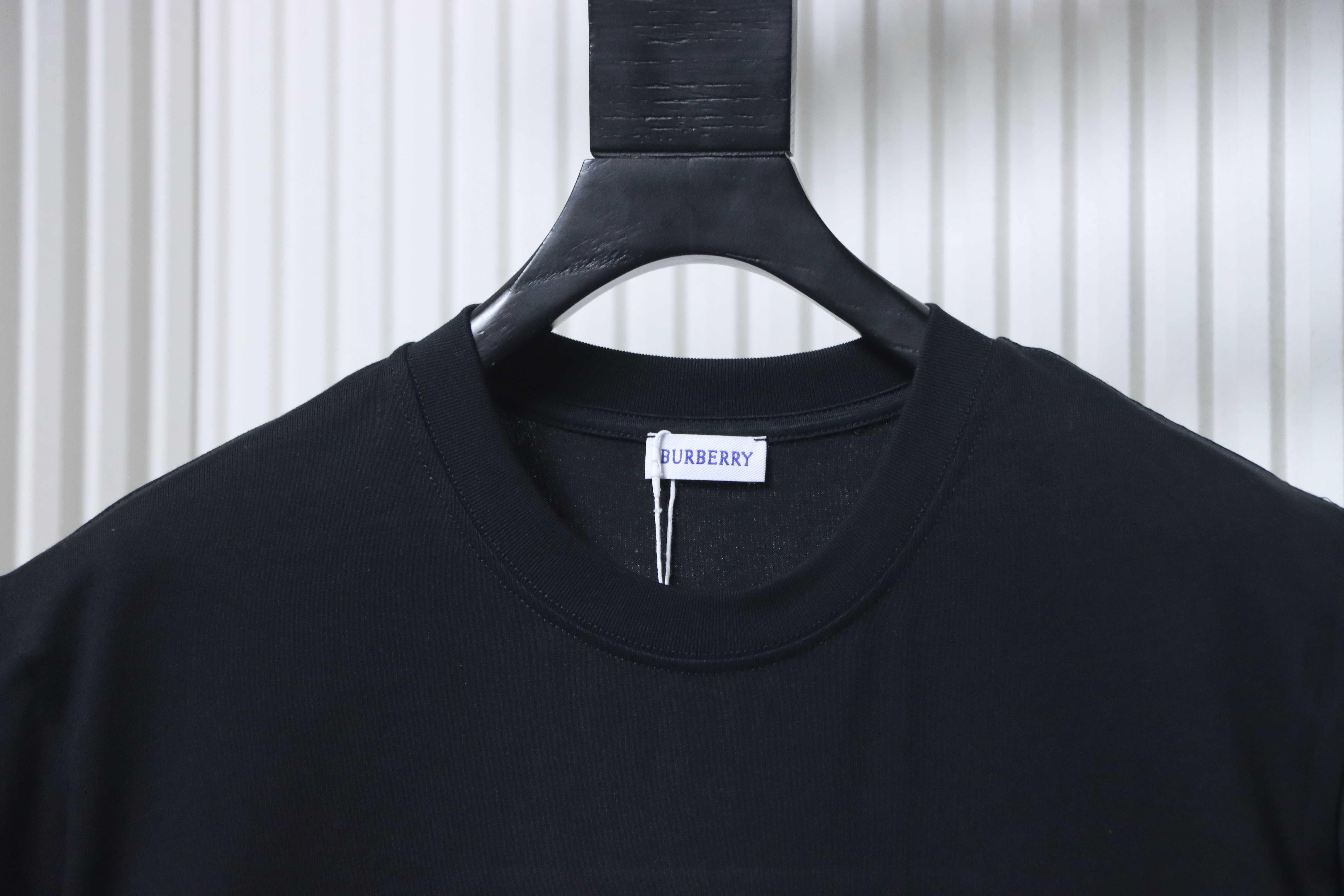 BURBERRY 26SS Knight Embroidery Short Sleeve T-Shirt Style 2