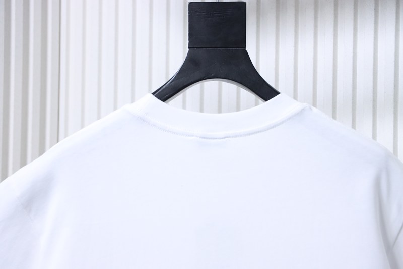 BURBERRY Beach Chair Print Short Sleeve T-Shirt Style 1