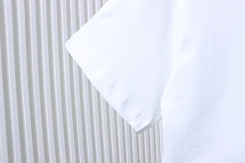 BURBERRY Beach Chair Print Short Sleeve T-Shirt Style 1