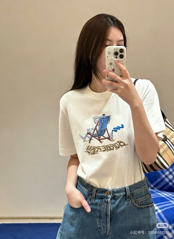 BURBERRY Beach Chair Print Short Sleeve T-Shirt Style 1