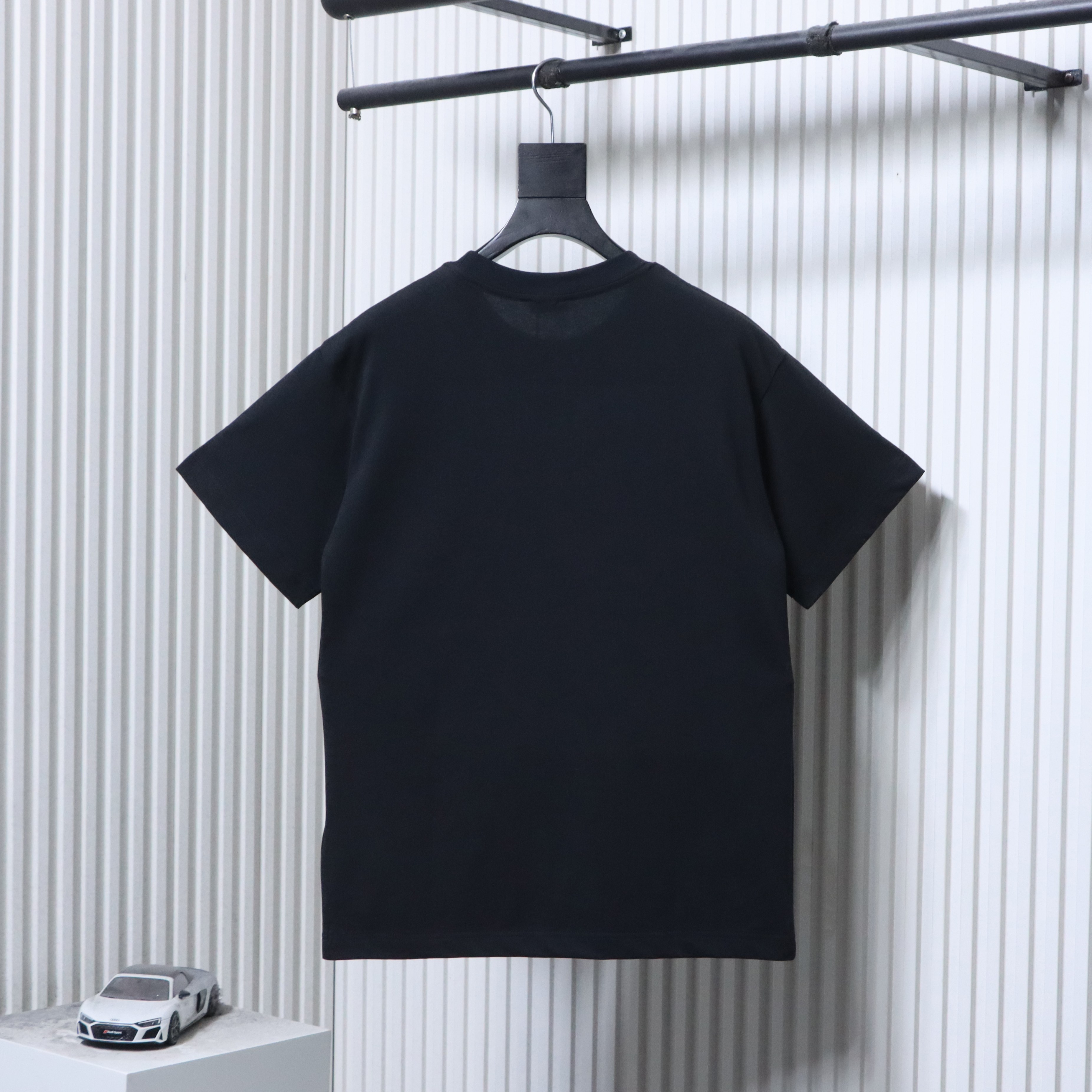 BURBERRY Beach Chair Print Short Sleeve T-Shirt Style 2