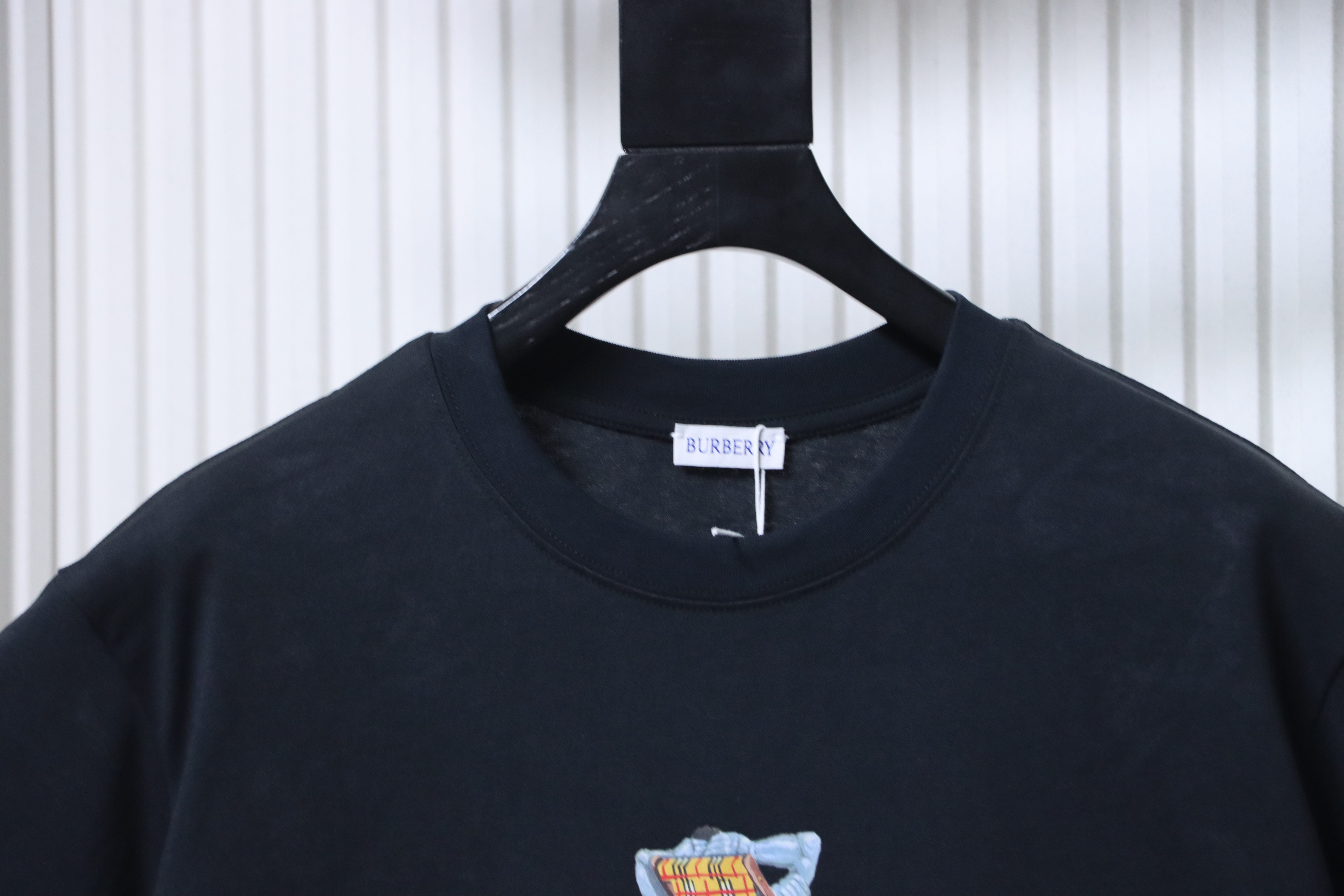 BURBERRY Beach Chair Print Short Sleeve T-Shirt Style 2
