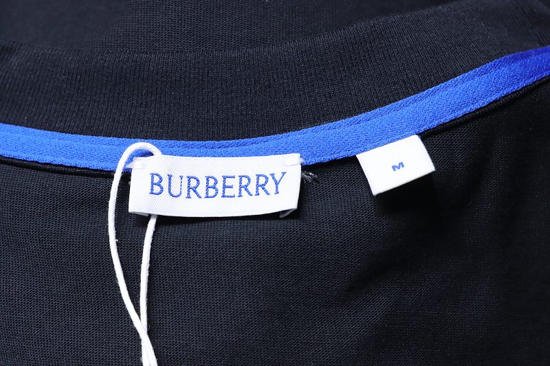 BURBERRY Blue Small Logo Equestrian Embroidery Small Logo Equestrian Embroidery Crew Neck Blue Short Sleeve T-Shirt Style 1