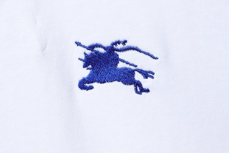 BURBERRY Blue Small Logo Equestrian Embroidery Small Logo Equestrian Embroidery Crew Neck Blue Short Sleeve T-Shirt Style 2