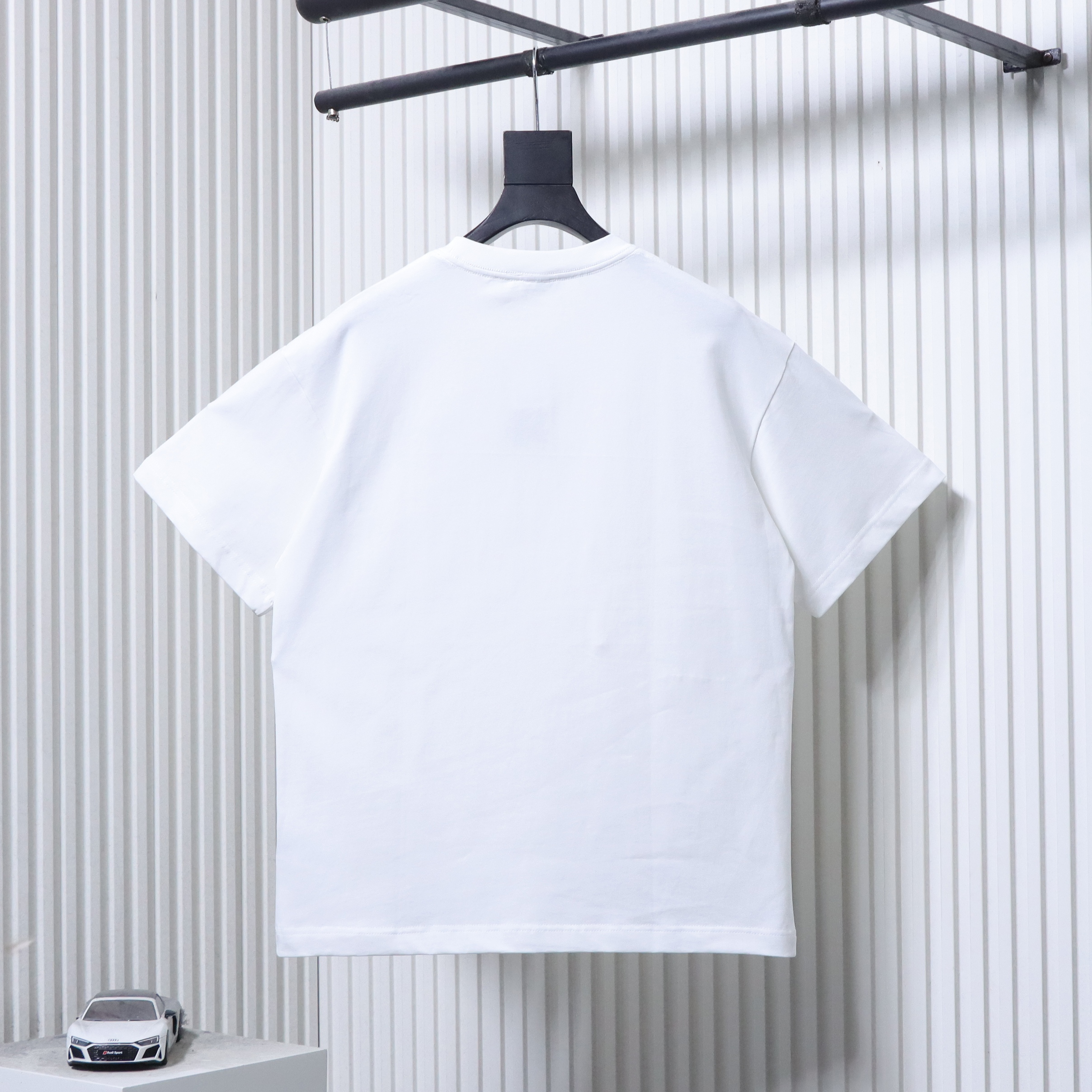 BURBERRY Blue Small Logo Equestrian Embroidery Small Logo Equestrian Embroidery Crew Neck Blue Short Sleeve T-Shirt Style 2
