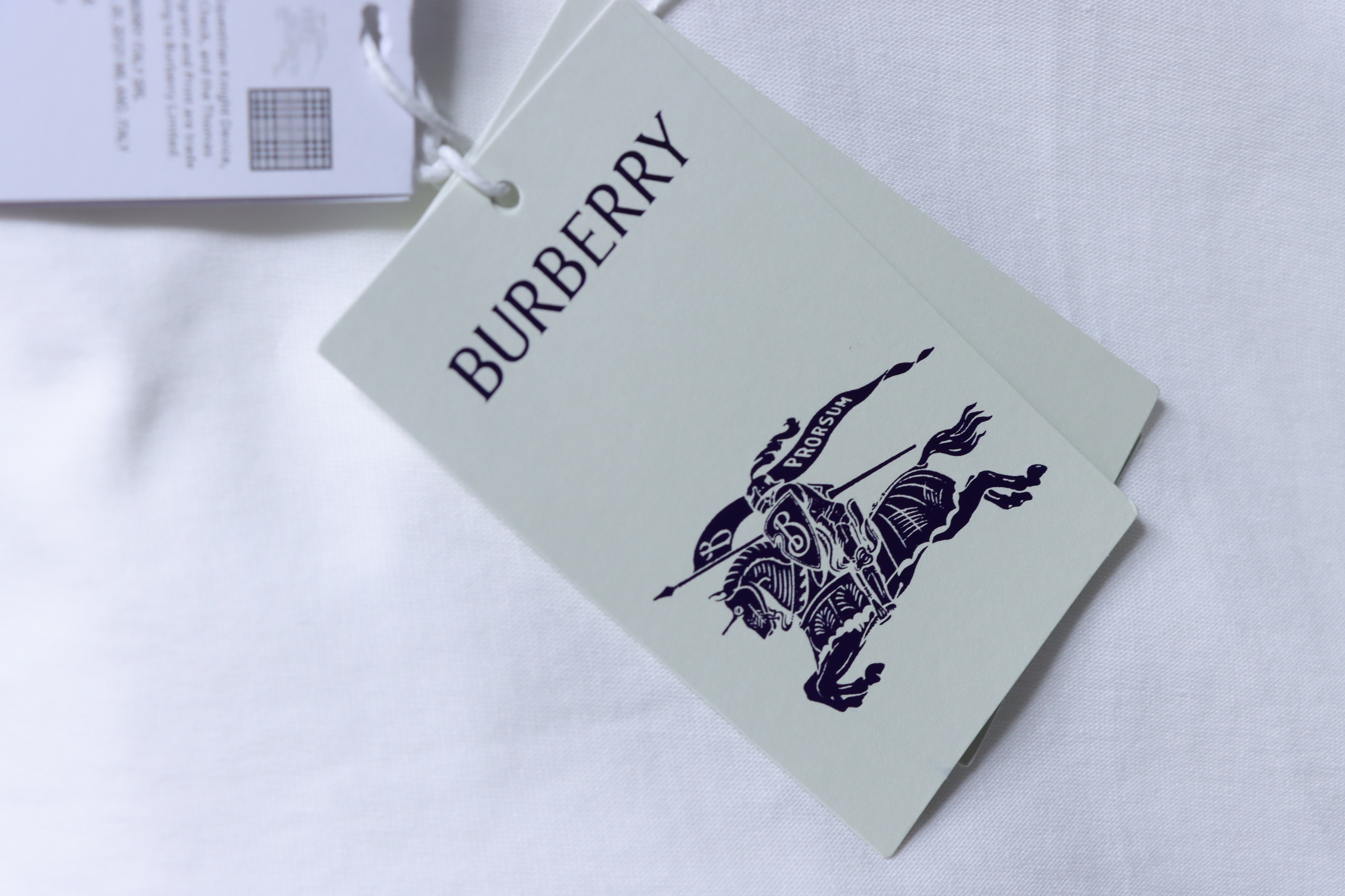 BURBERRY Blue Small Logo Equestrian Embroidery Small Logo Equestrian Embroidery Crew Neck Blue Short Sleeve T-Shirt Style 2