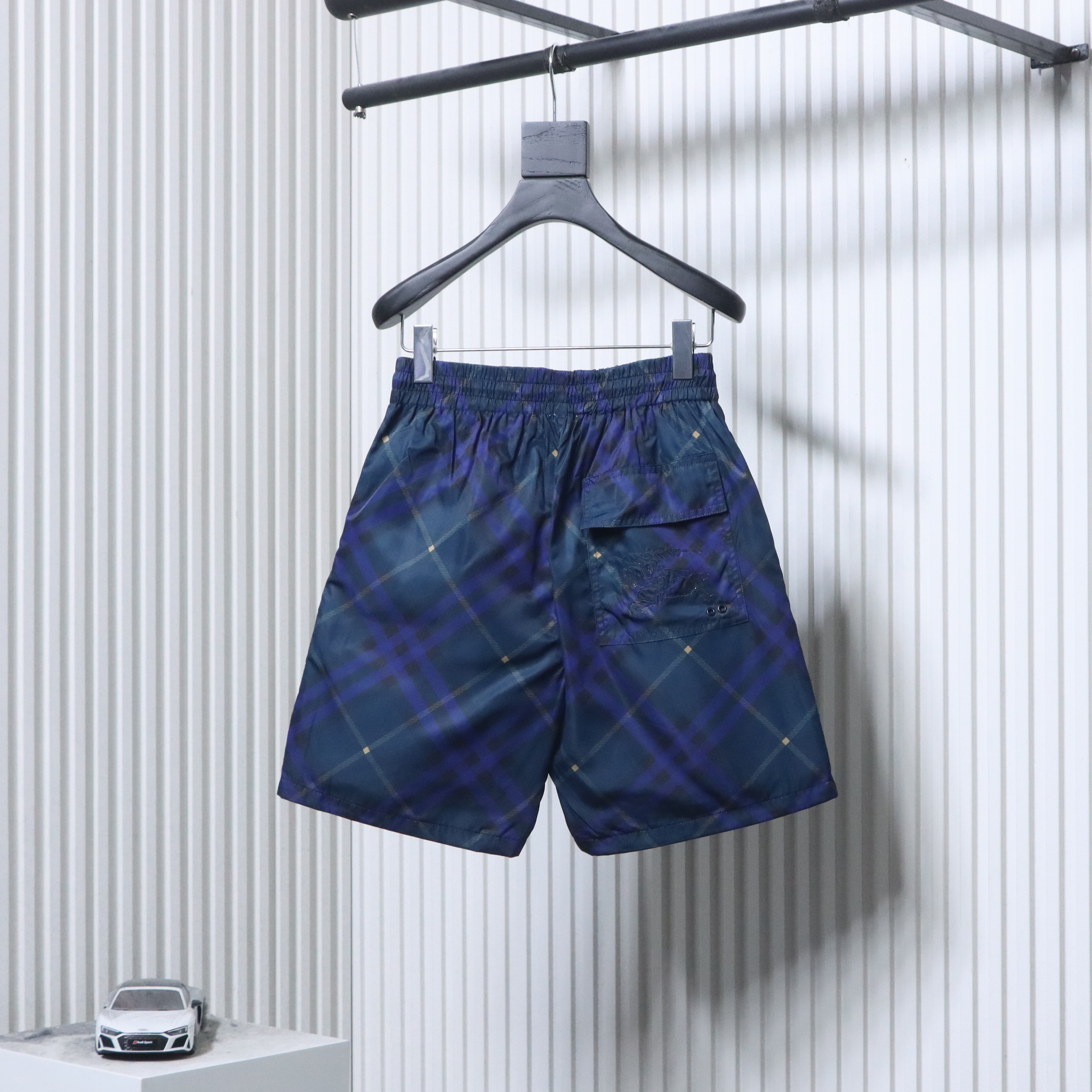 BURBERRY Check Blue Shorts