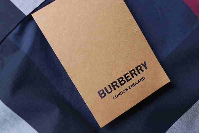 BURBERRY Check Cotton Shirt Style 2