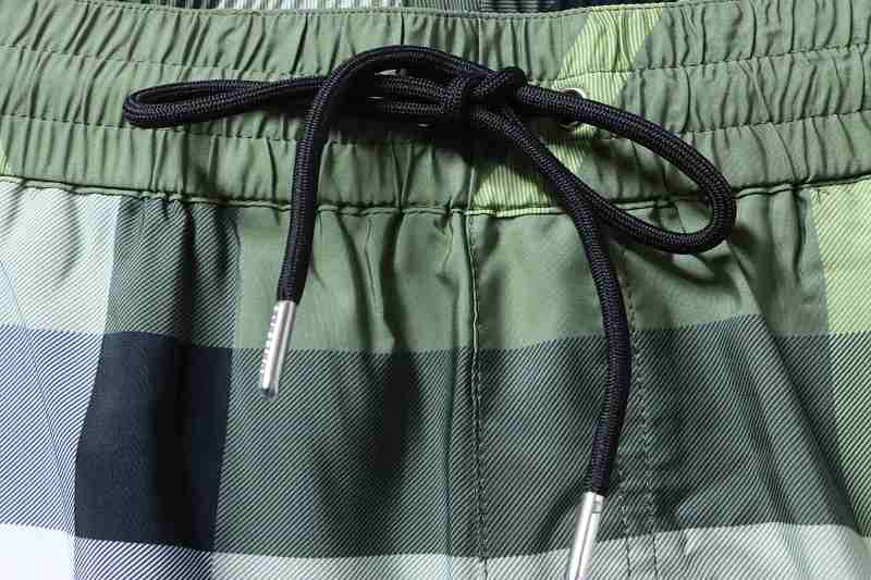 BURBERRY Check Drawstring Mesh Lining Beach Shorts Style 2