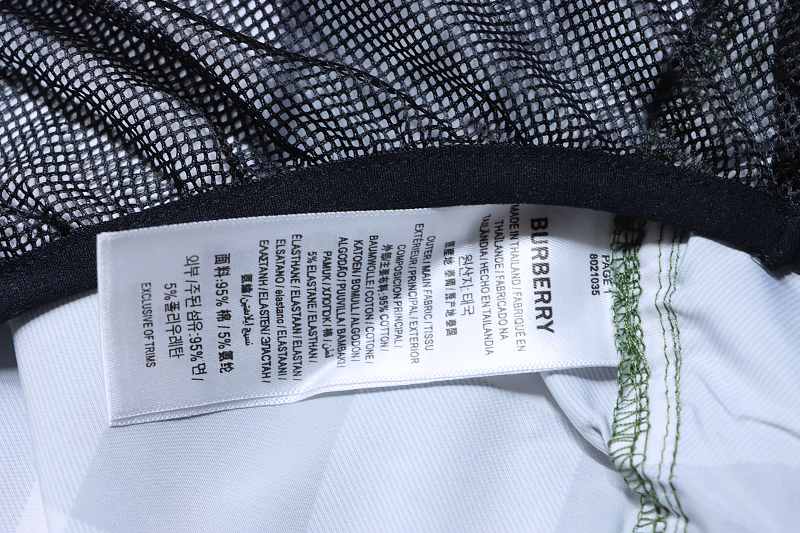 BURBERRY Check Drawstring Mesh Lining Beach Shorts Style 2