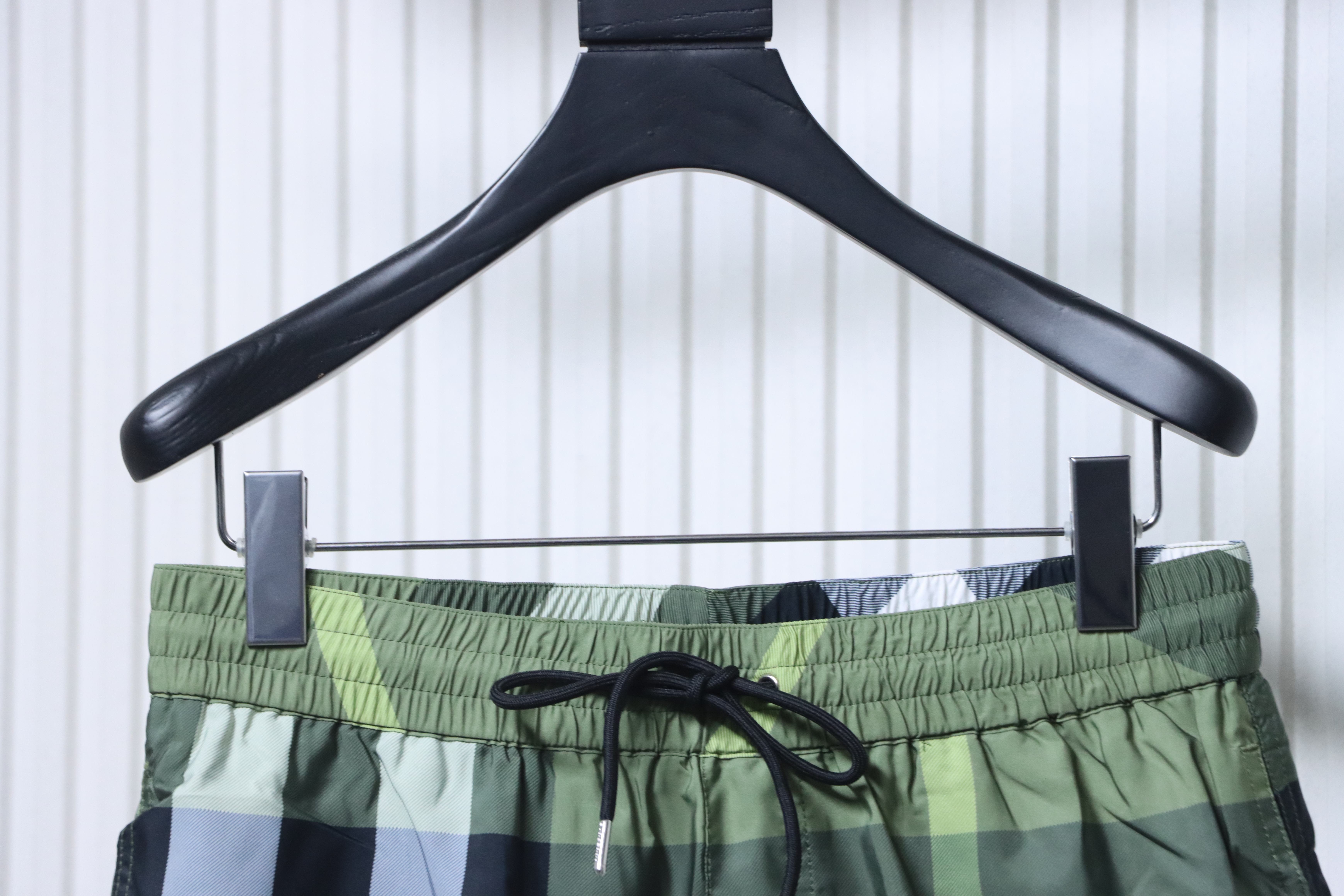 BURBERRY Check Drawstring Mesh Lining Beach Shorts Style 2