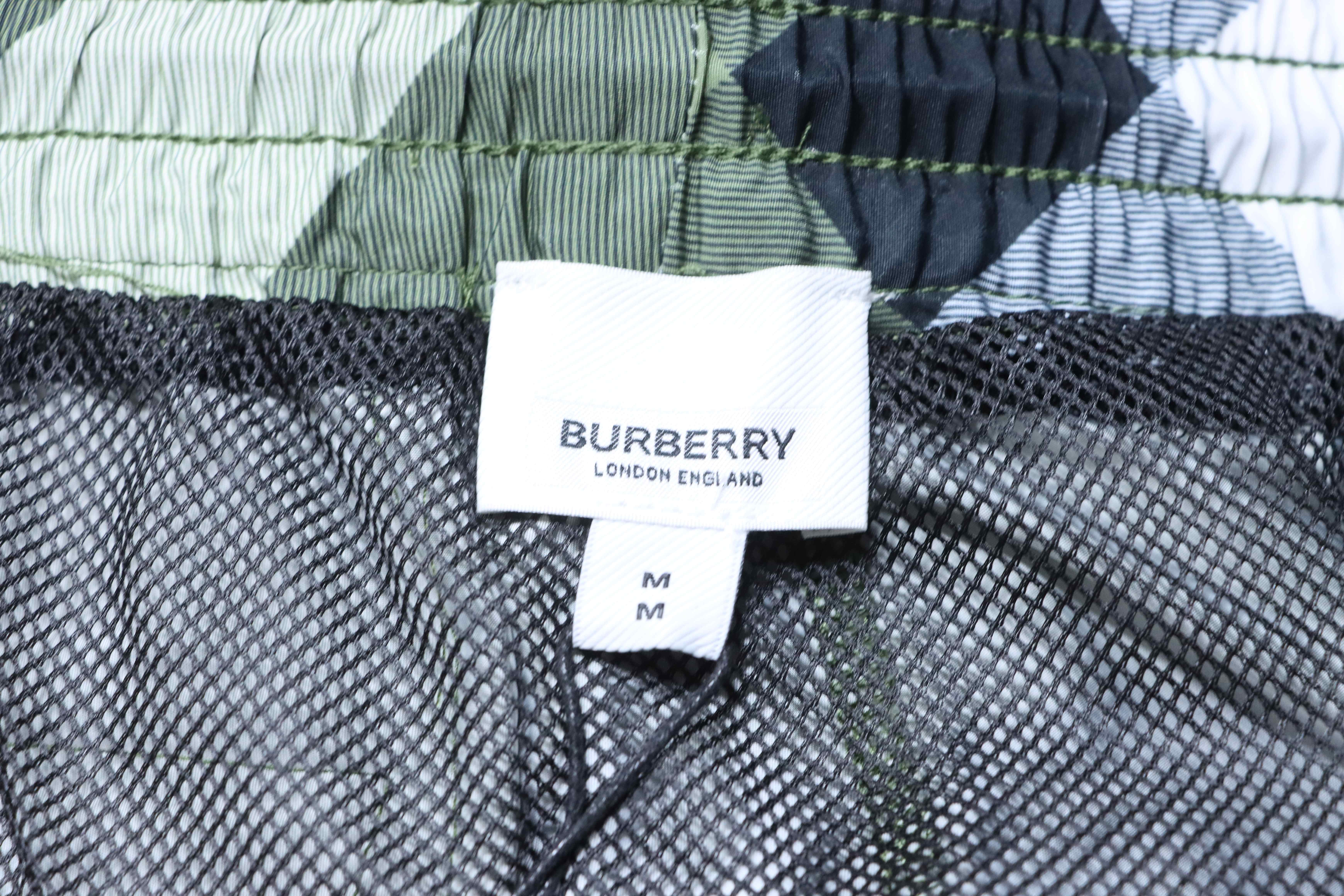 BURBERRY Check Drawstring Mesh Lining Beach Shorts Style 2