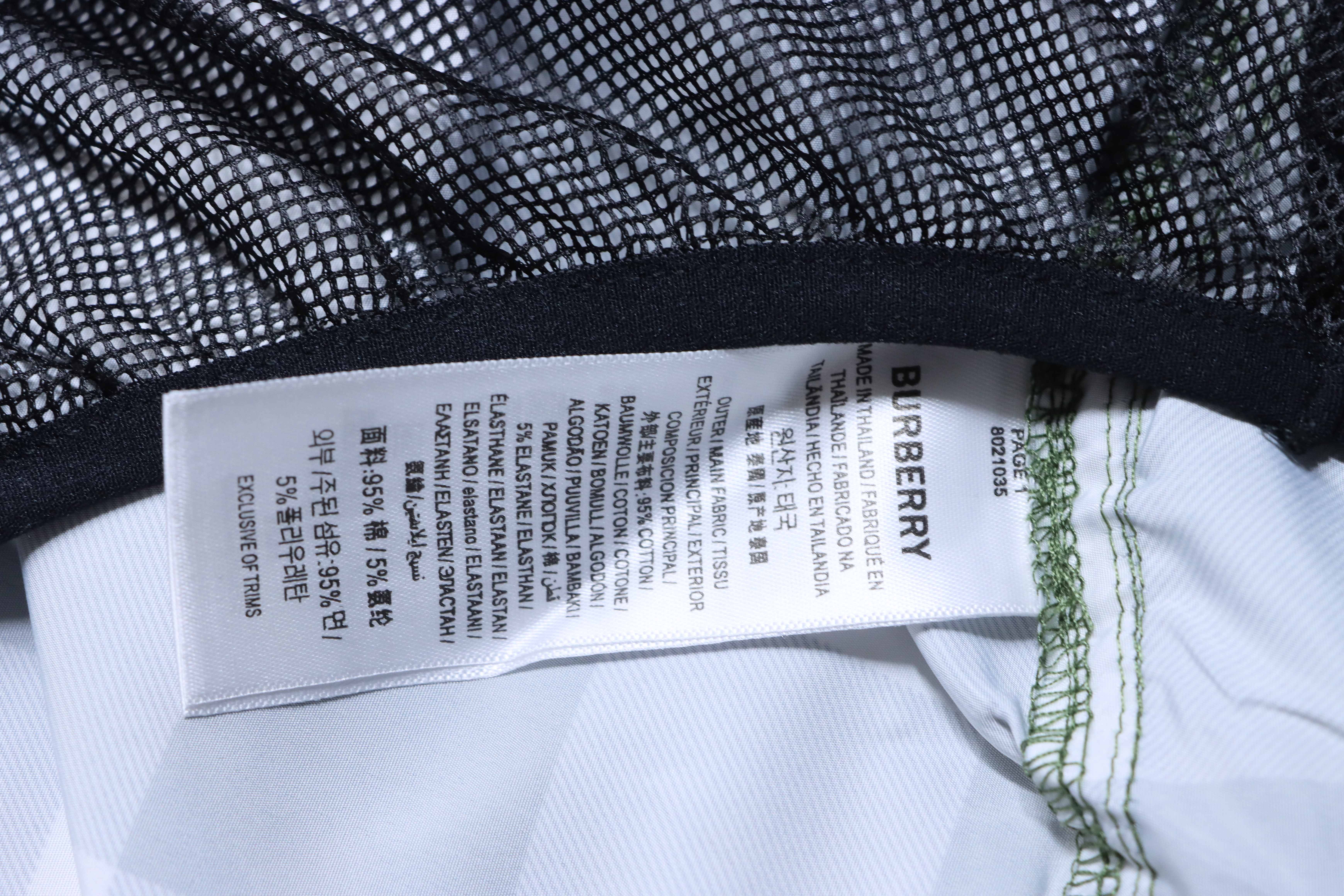 BURBERRY Check Drawstring Mesh Lining Beach Shorts Style 2