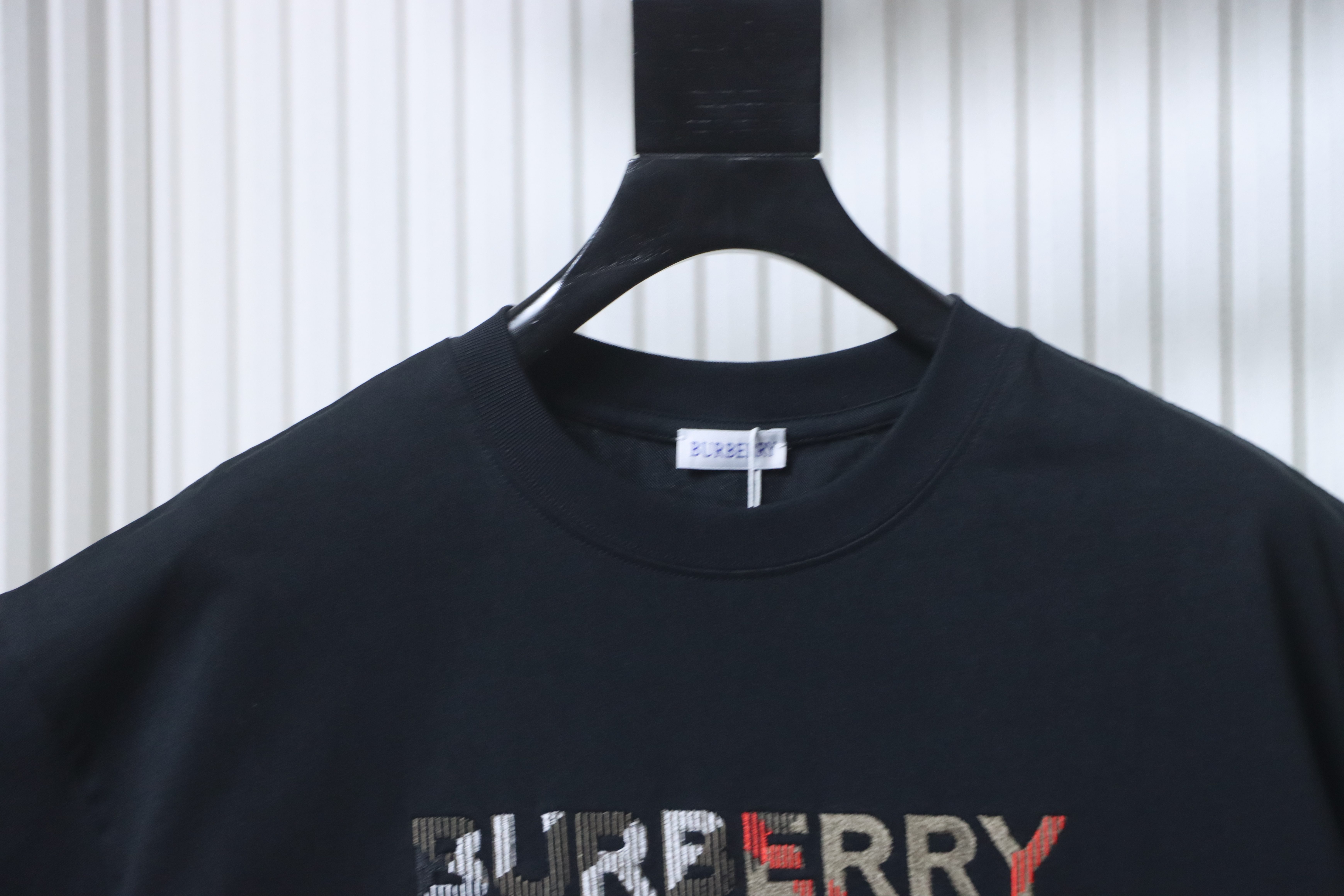 BURBERRY Check Embroidery Letter Short Sleeve T-Shirt Style 1