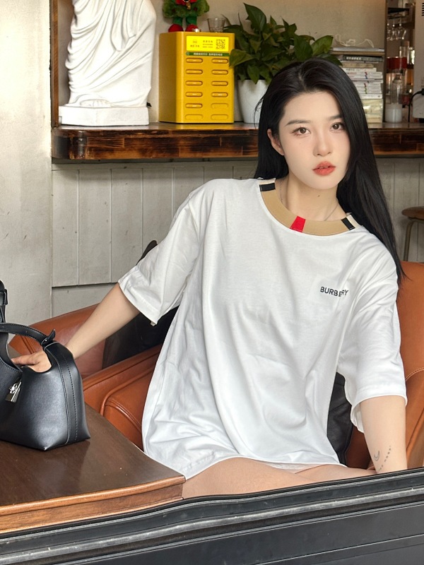BURBERRY Check Embroidery Logo Short Sleeve T-Shirt Style 1