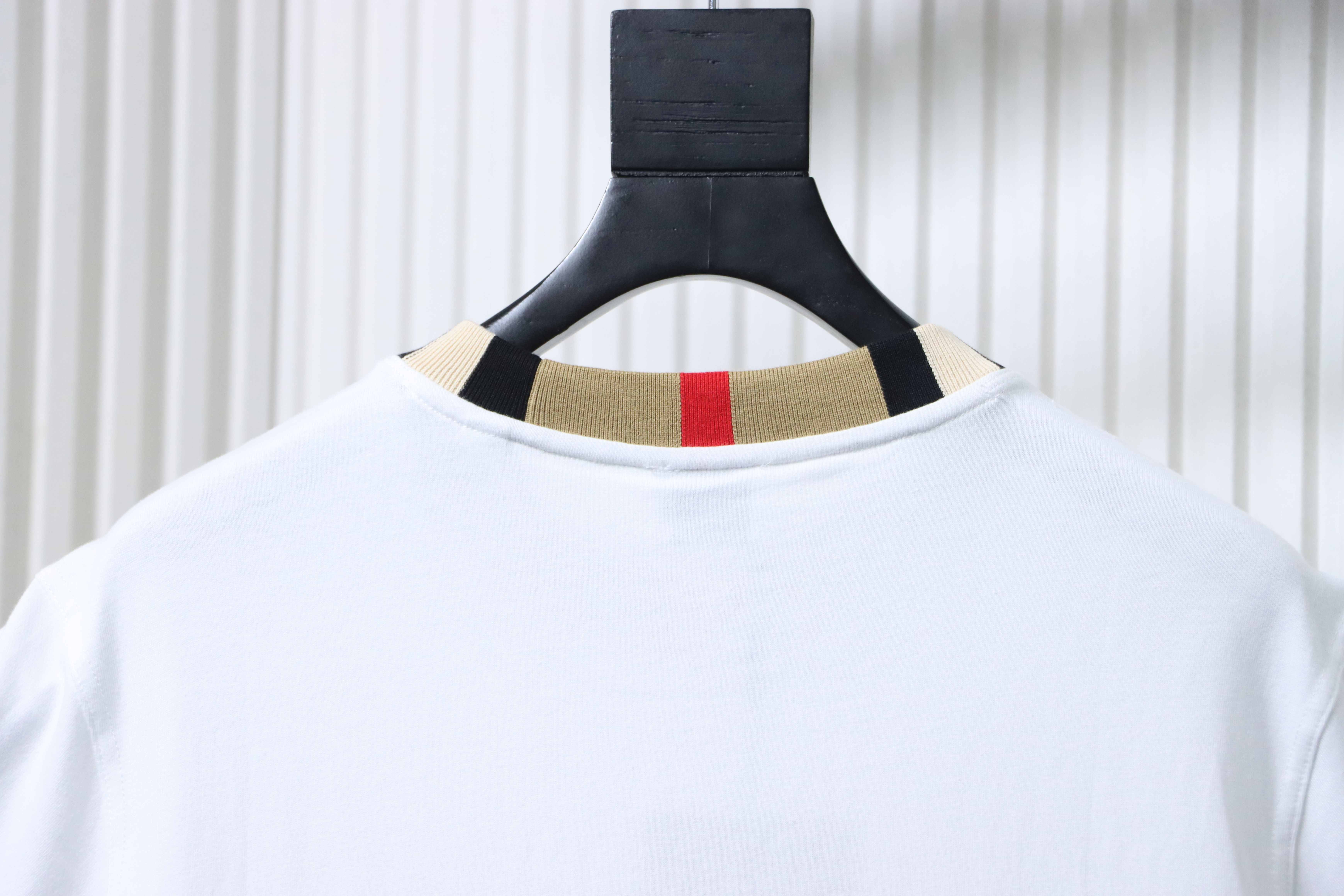 BURBERRY Check Embroidery Logo Short Sleeve T-Shirt Style 1