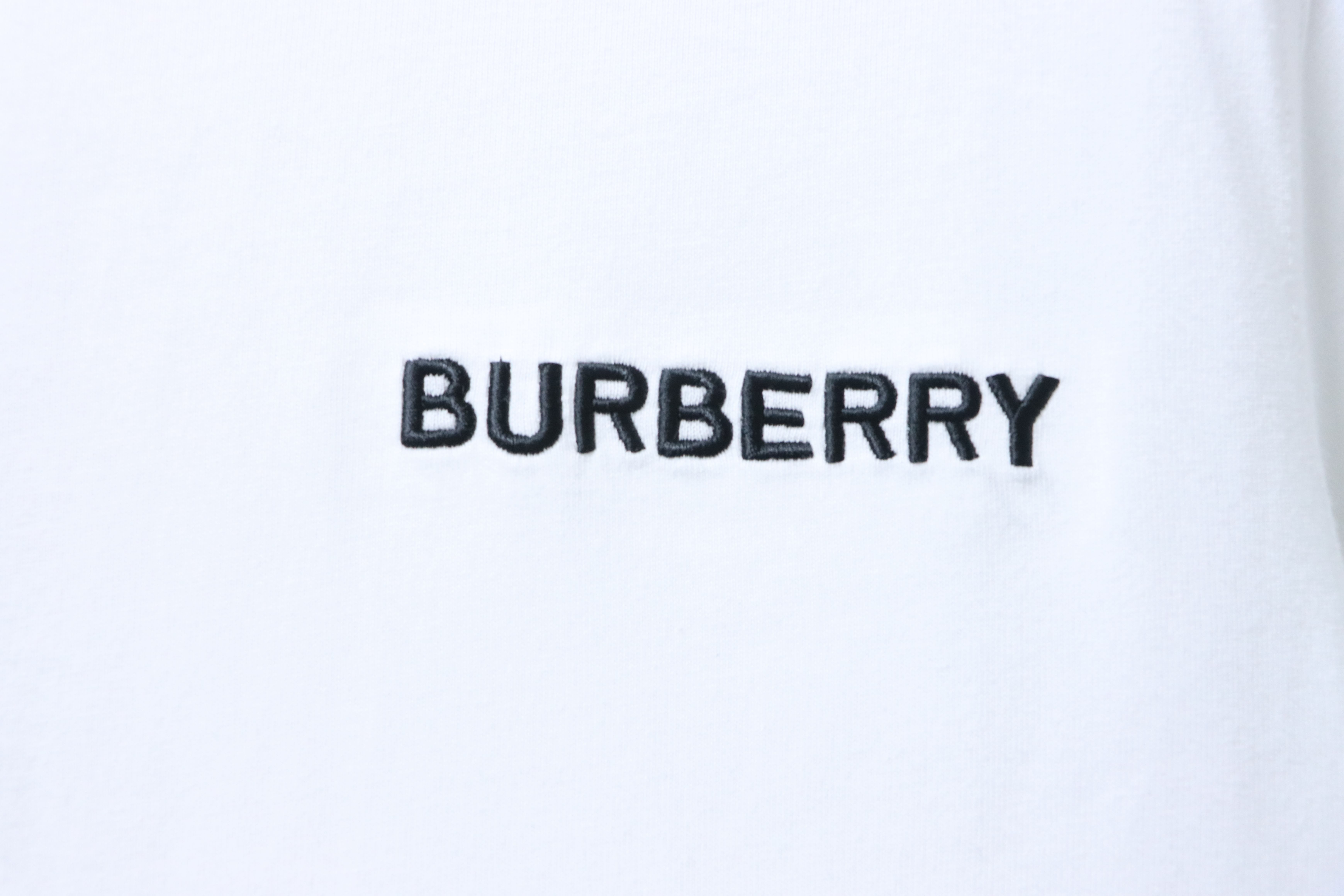 BURBERRY Check Embroidery Logo Short Sleeve T-Shirt Style 1