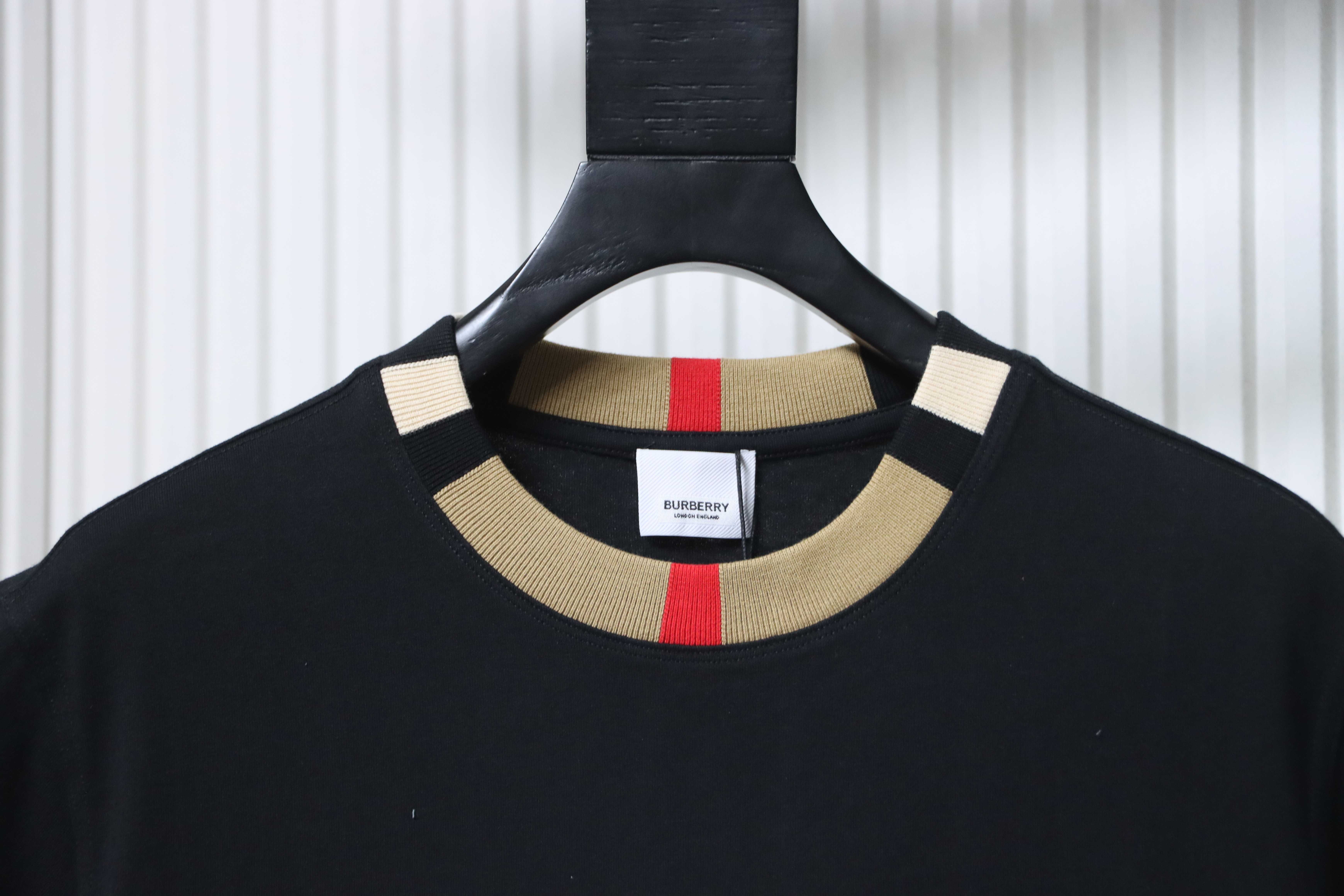 BURBERRY Check Embroidery Logo Short Sleeve T-Shirt Style 2