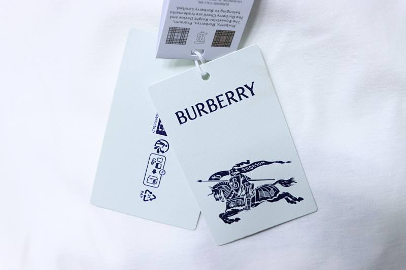 BURBERRY Check Equestrian Short Sleeve T-Shirt Style 4