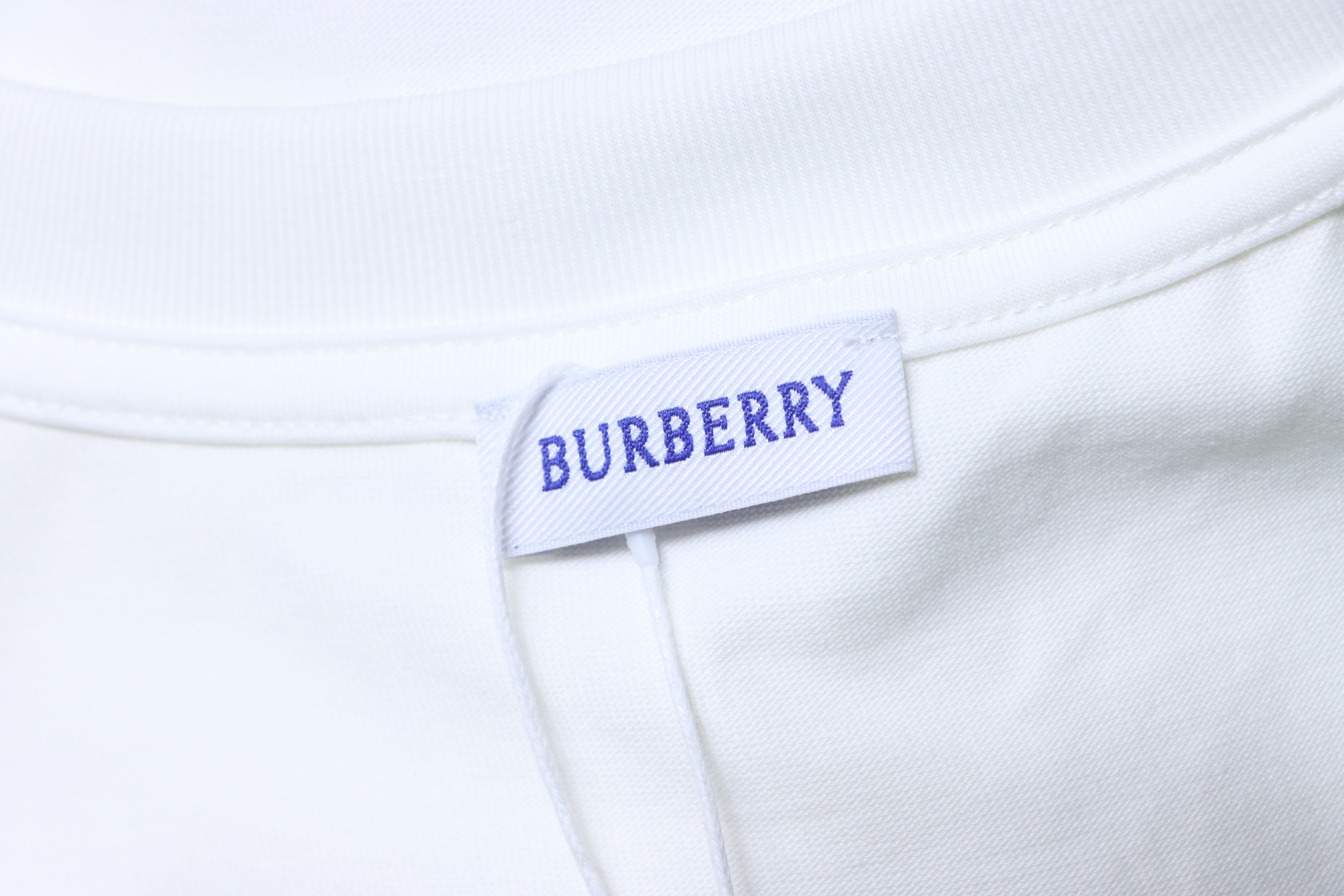 BURBERRY Check Equestrian Short Sleeve T-Shirt Style 4