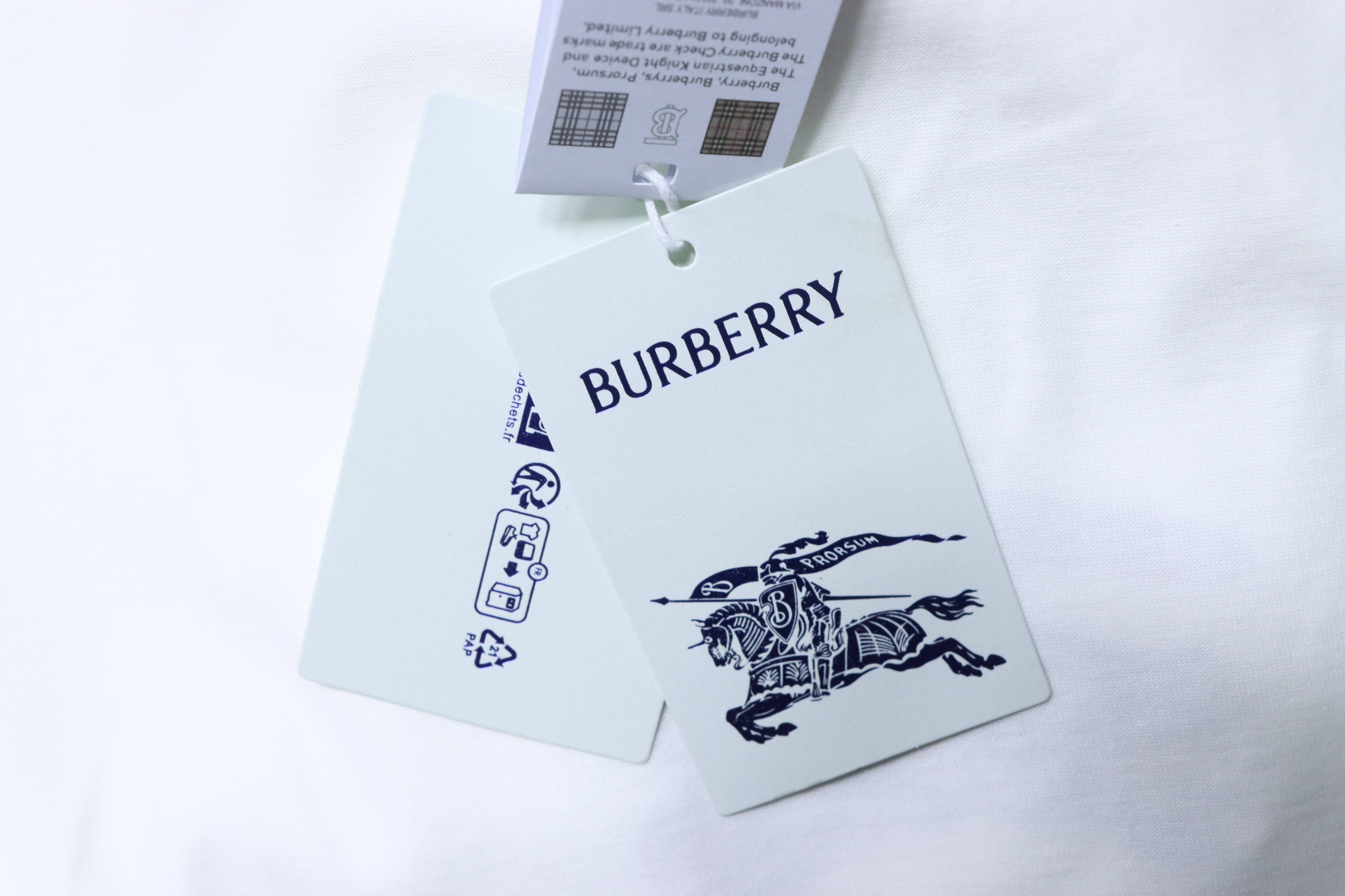 BURBERRY Check Equestrian Short Sleeve T-Shirt Style 4