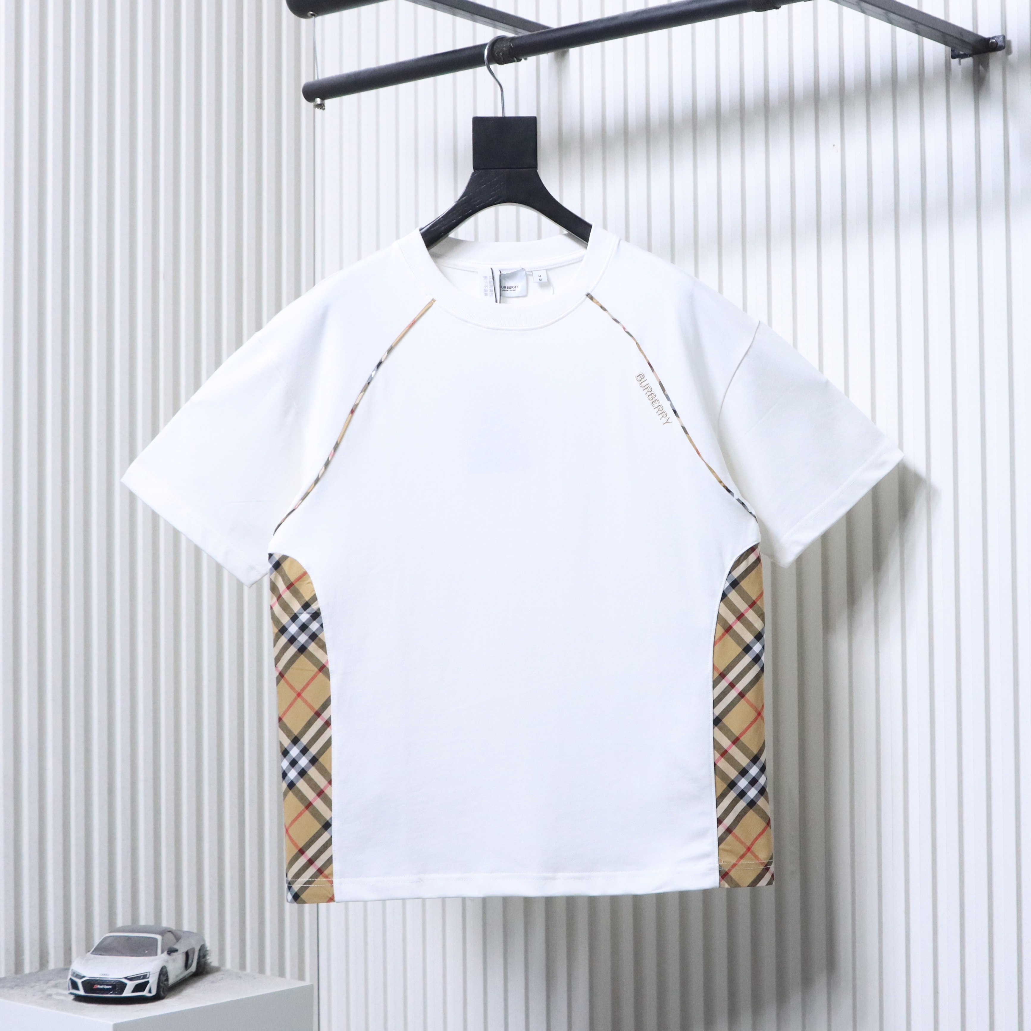 BURBERRY Check Panel Embroidery Short Sleeve T-Shirt Style 1