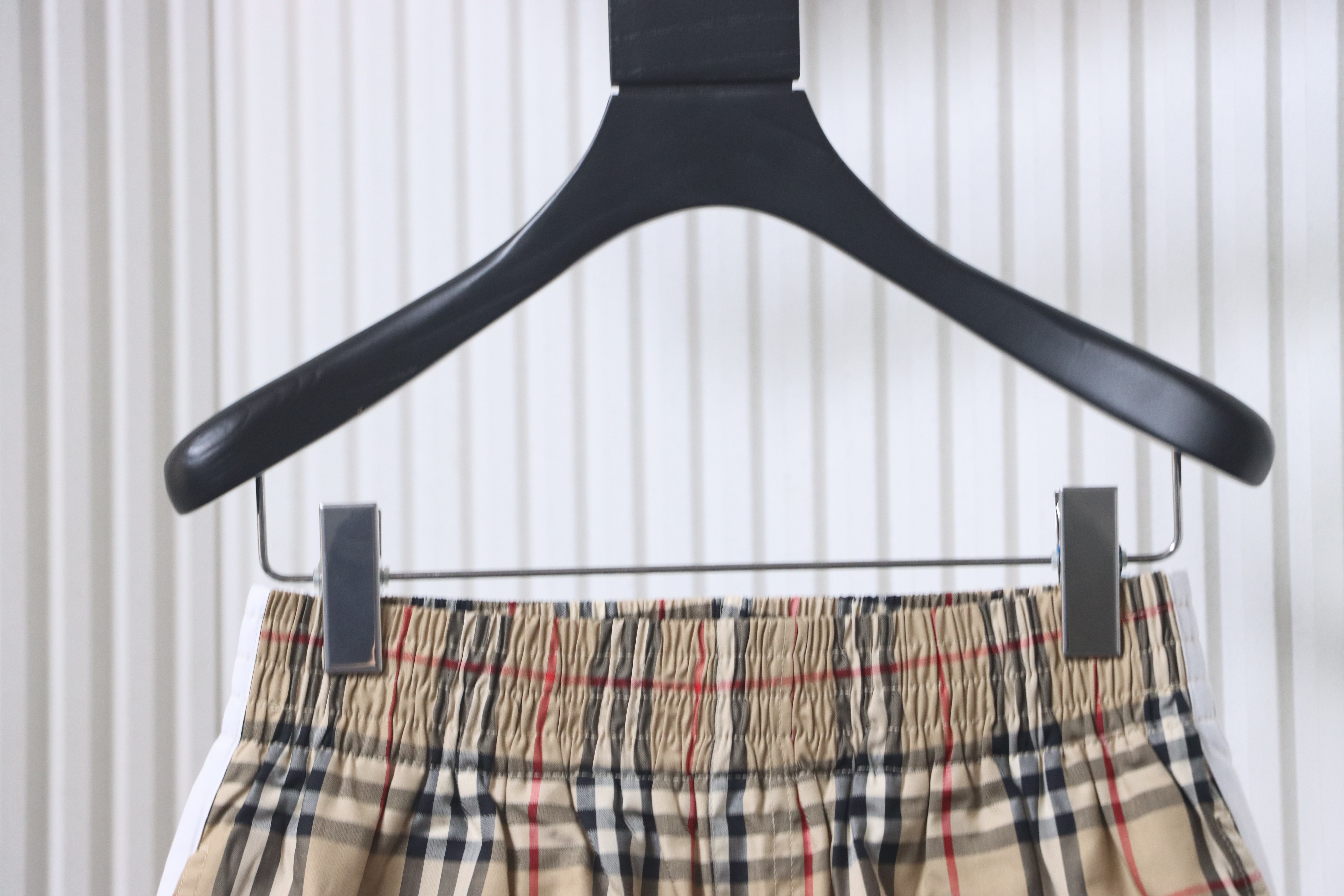 BURBERRY Check Shorts Style 1