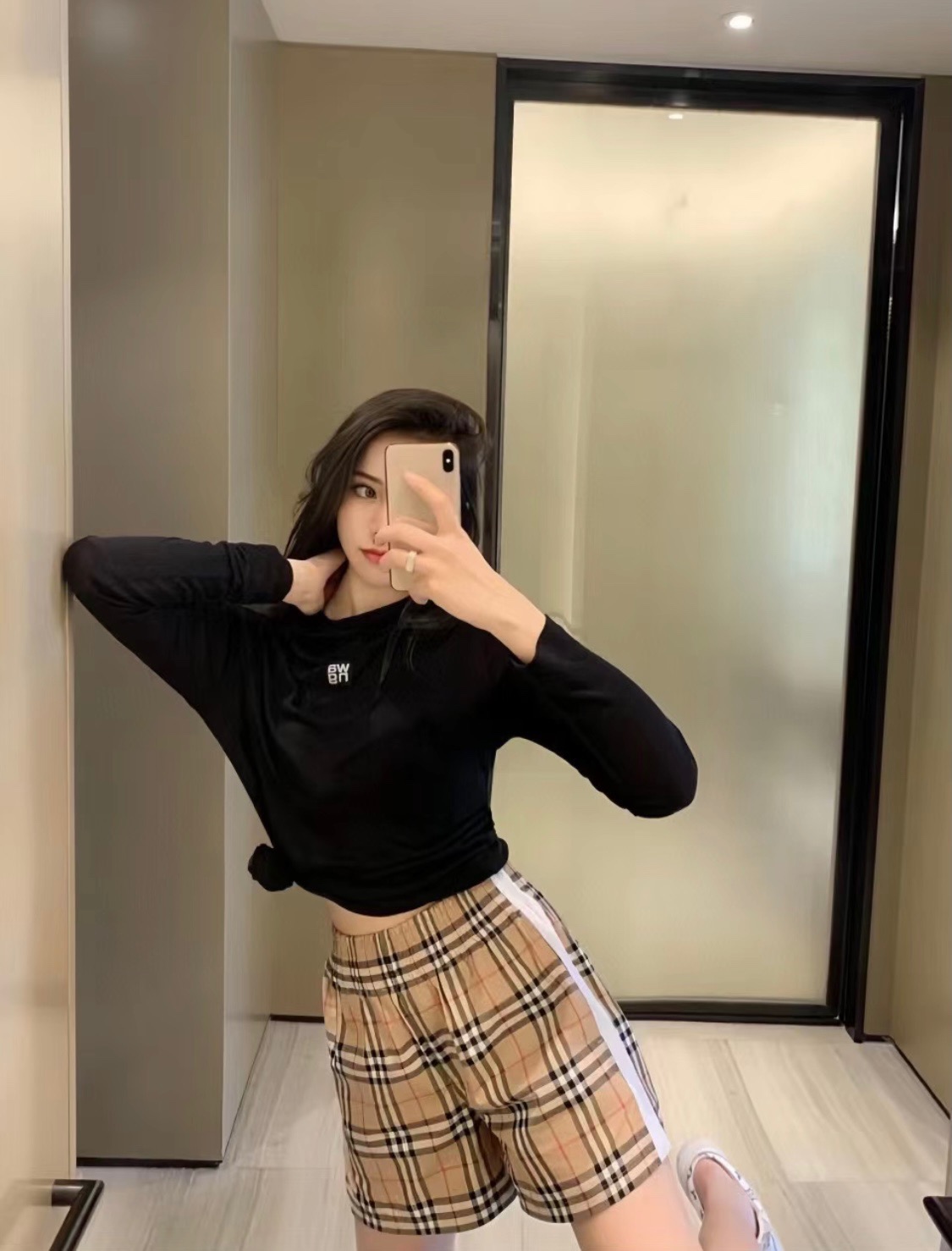 BURBERRY Check Shorts Style 1