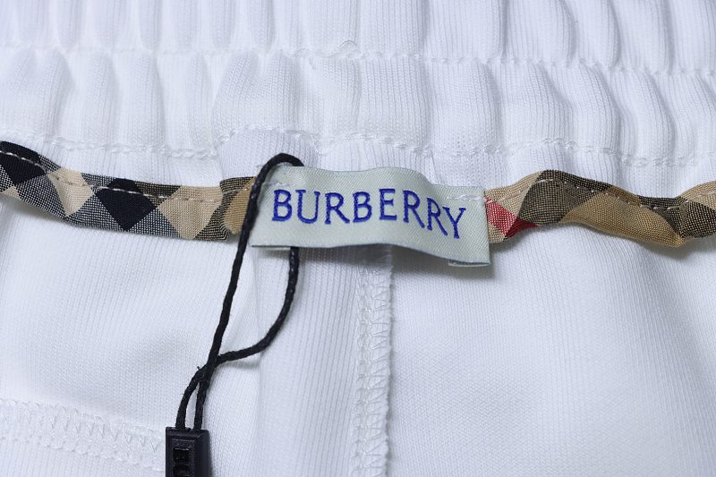 BURBERRY Check Trim Equestrian Embroidery Shorts Style 1
