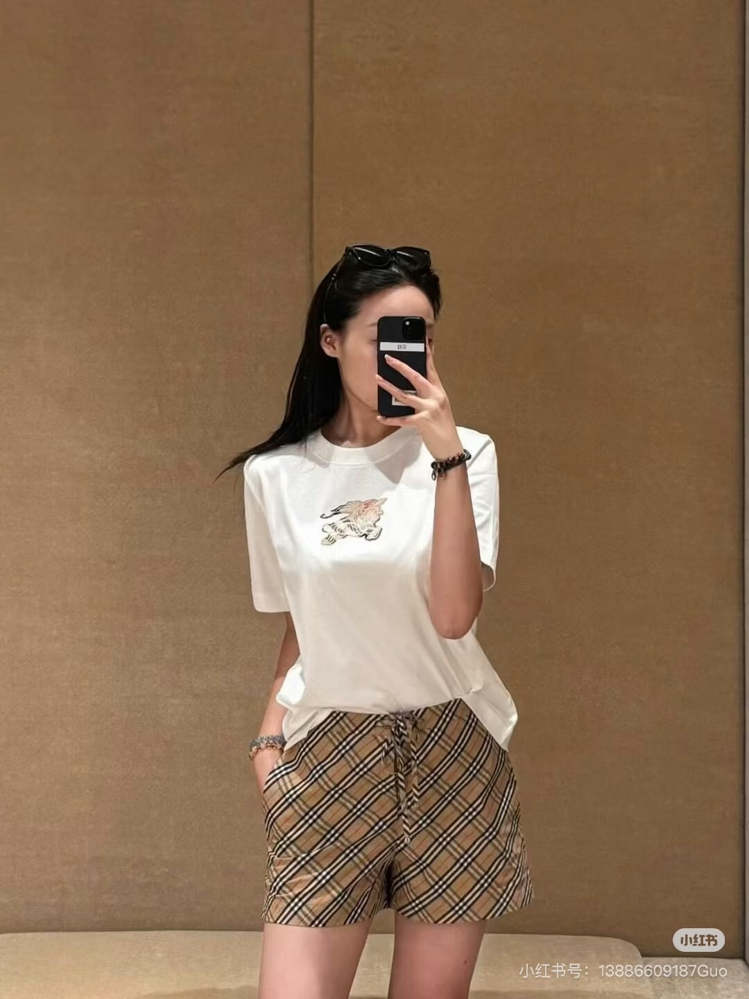BURBERRY Chest Check Equestrian Embroidery Short Sleeve T-Shirt Style 1