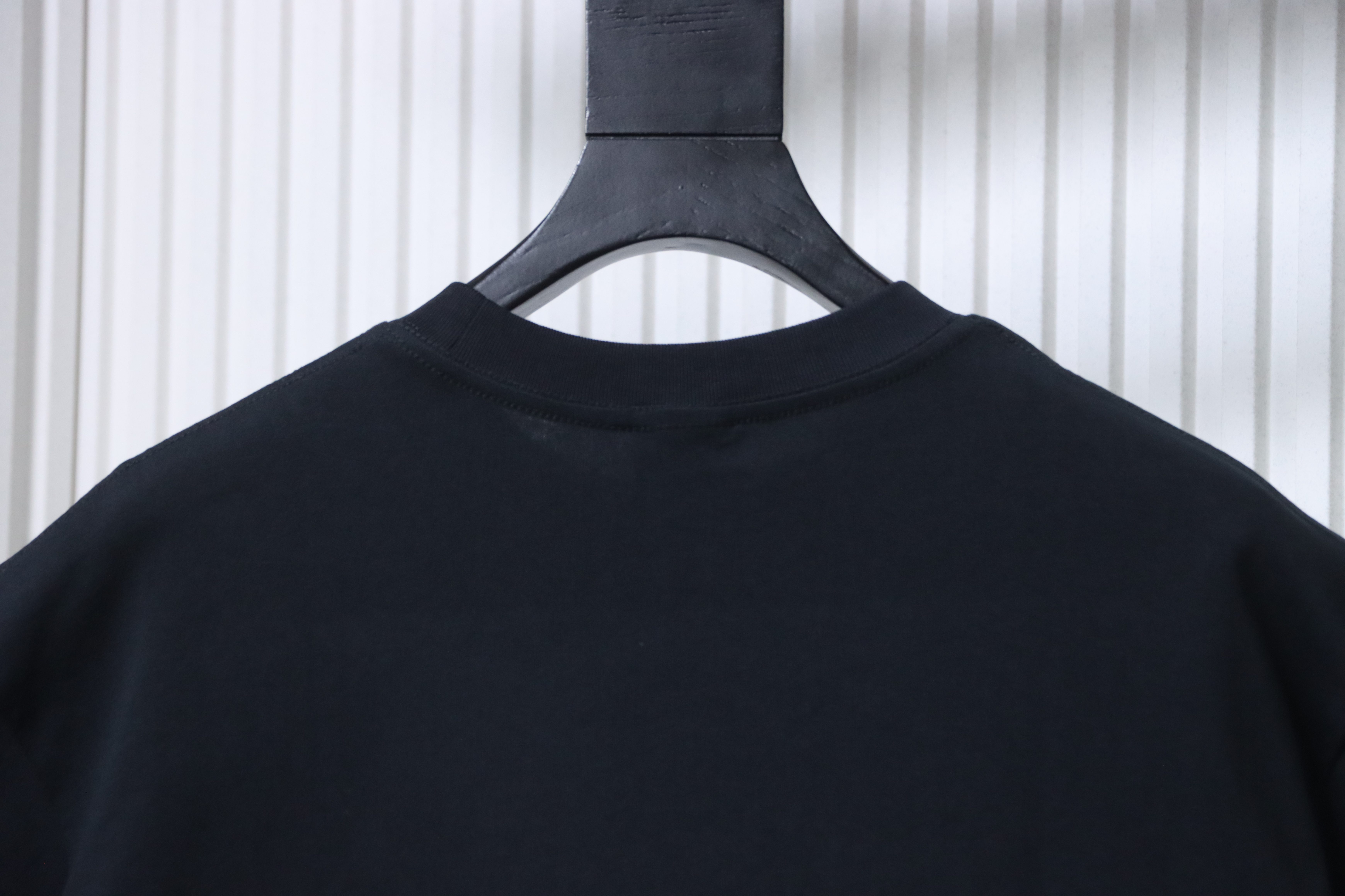 BURBERRY Classic Logo Letter Print Crew Neck Short Sleeve T-Shirt Style 1