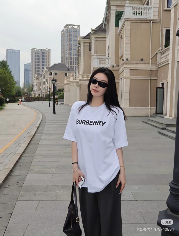 BURBERRY Classic Logo Letter Print Crew Neck Short Sleeve T-Shirt Style 4