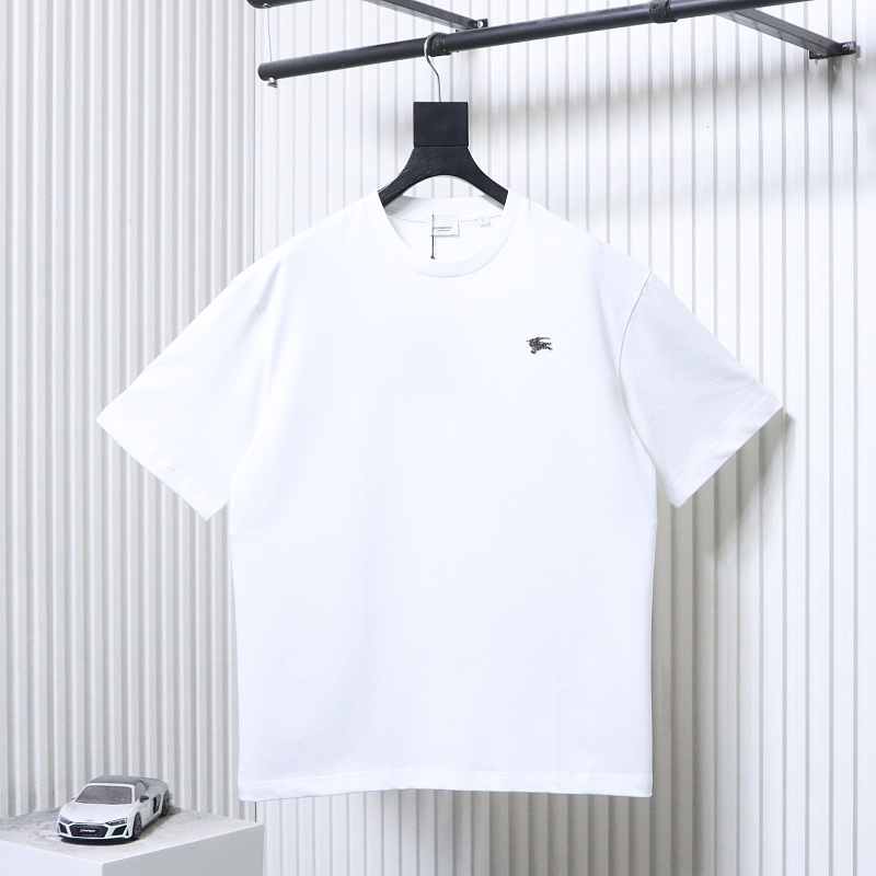 BURBERRY Classic Metal Equestrian Logo Crew Neck Short Sleeve T-Shirt Style 1
