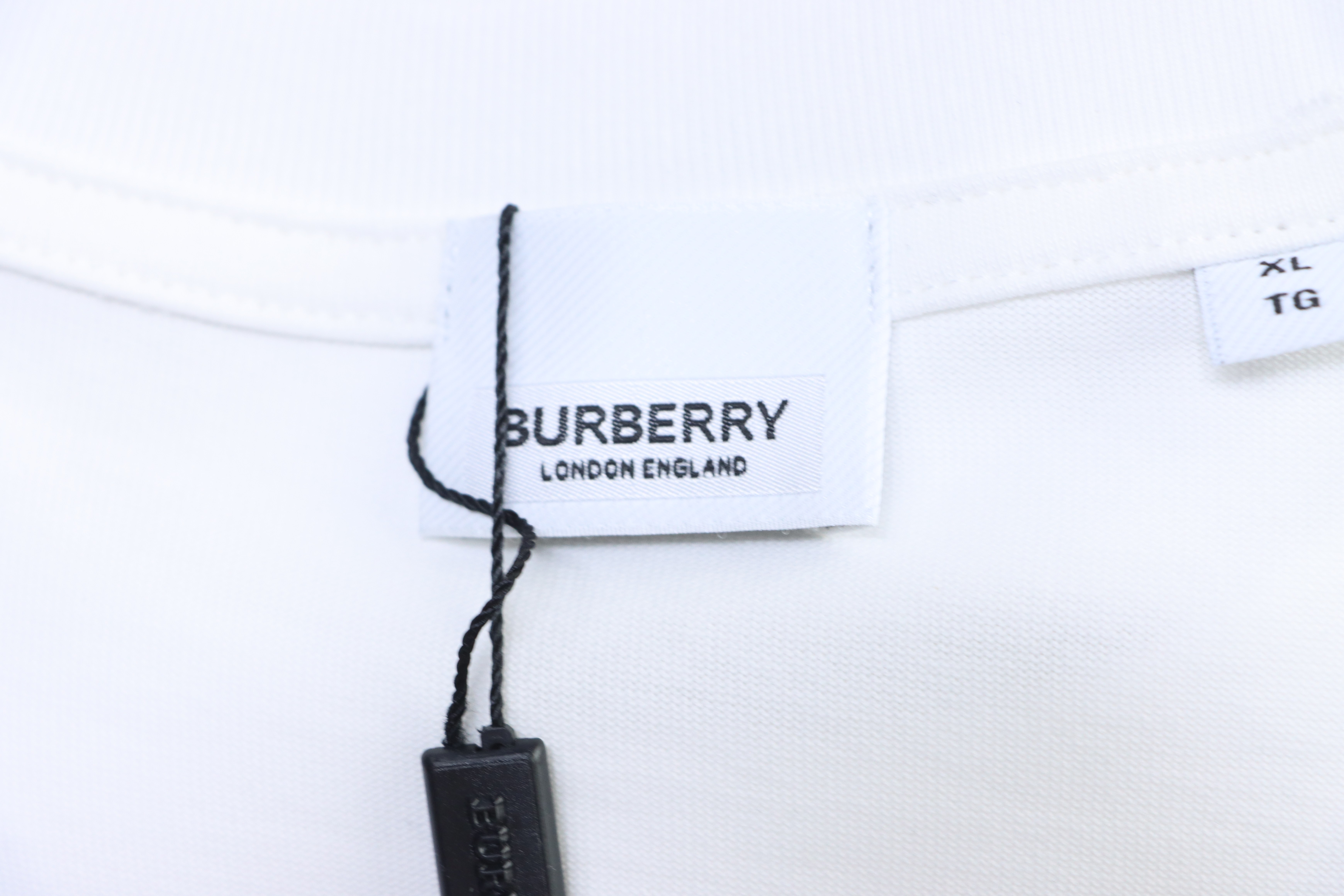 BURBERRY Classic Metal Equestrian Logo Crew Neck Short Sleeve T-Shirt Style 1