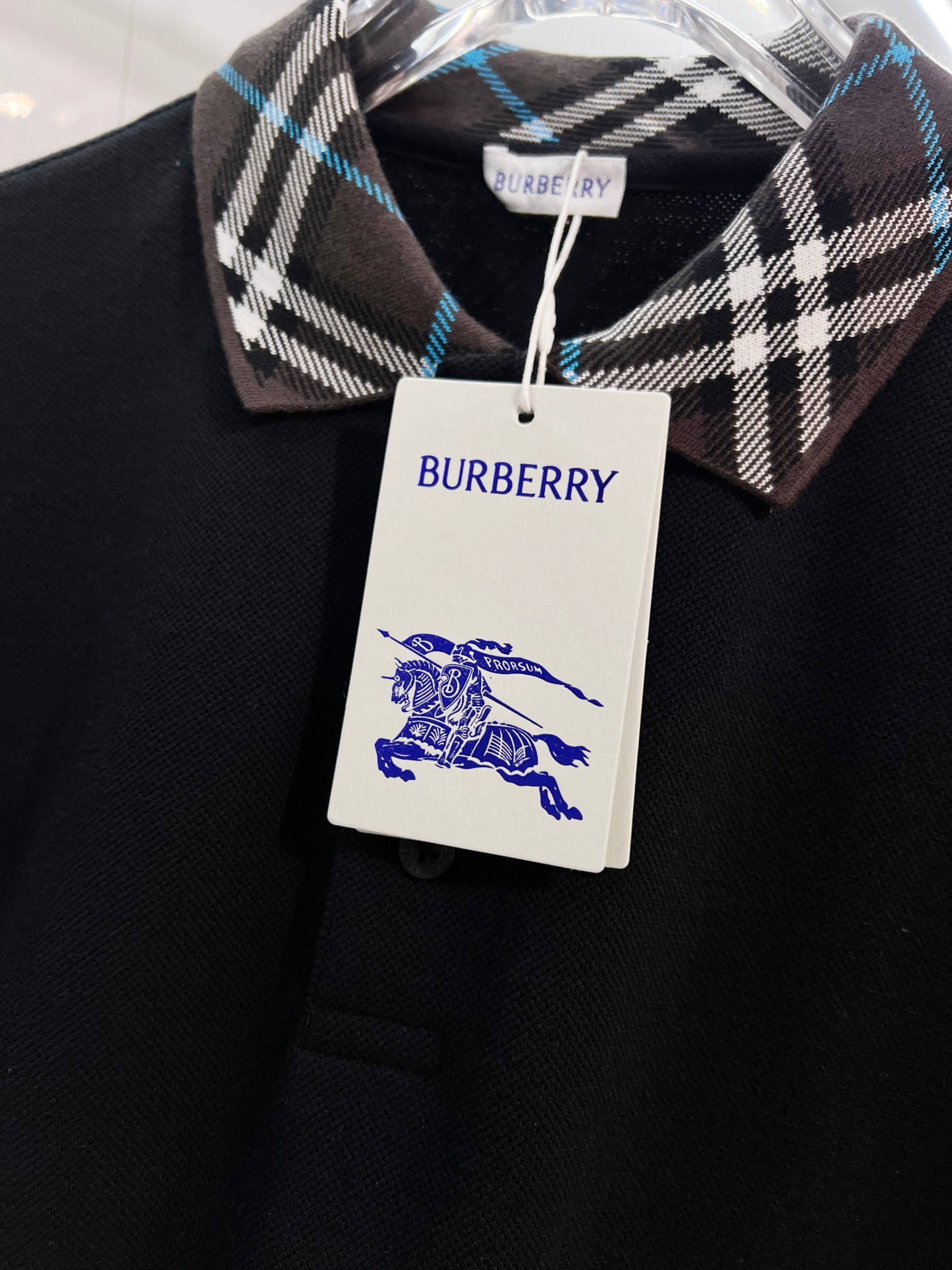 BURBERRY Classic Metal Equestrian Logo Crew Neck Short Sleeve T-Shirt Style 3