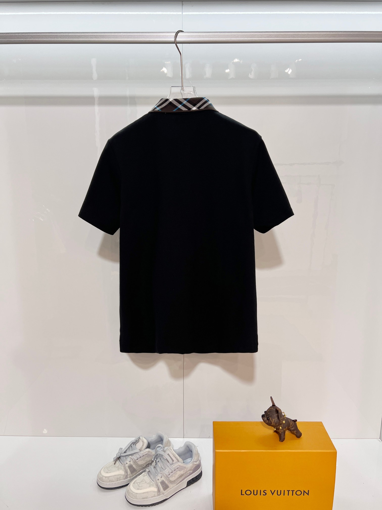 BURBERRY Classic Metal Equestrian Logo Crew Neck Short Sleeve T-Shirt Style 3