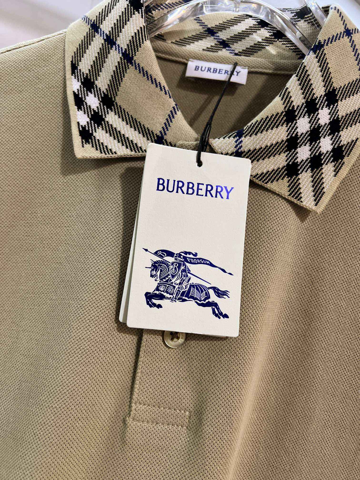 BURBERRY Classic Metal Equestrian Logo Crew Neck Short Sleeve T-Shirt Style 4