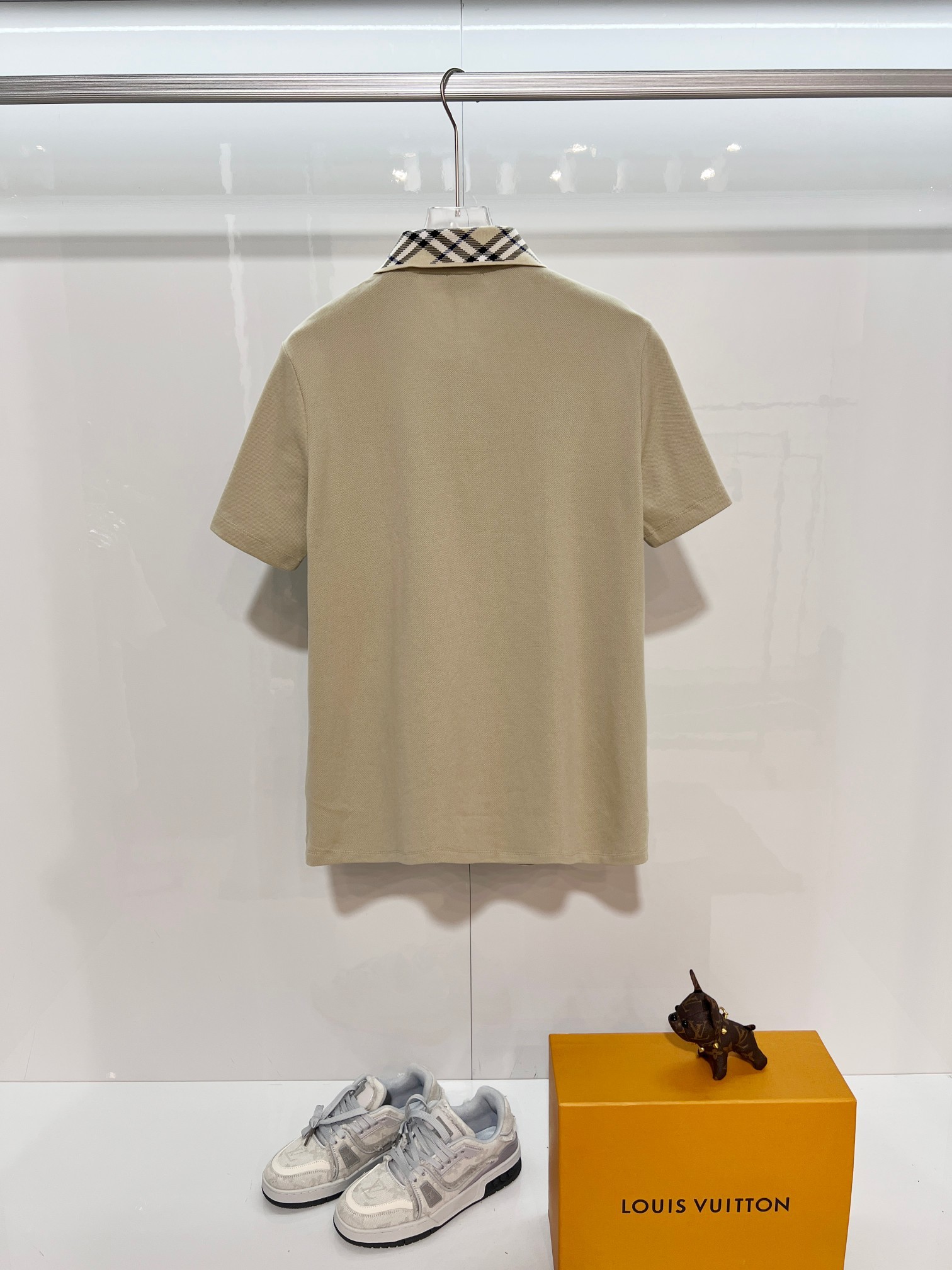 BURBERRY Classic Metal Equestrian Logo Crew Neck Short Sleeve T-Shirt Style 4