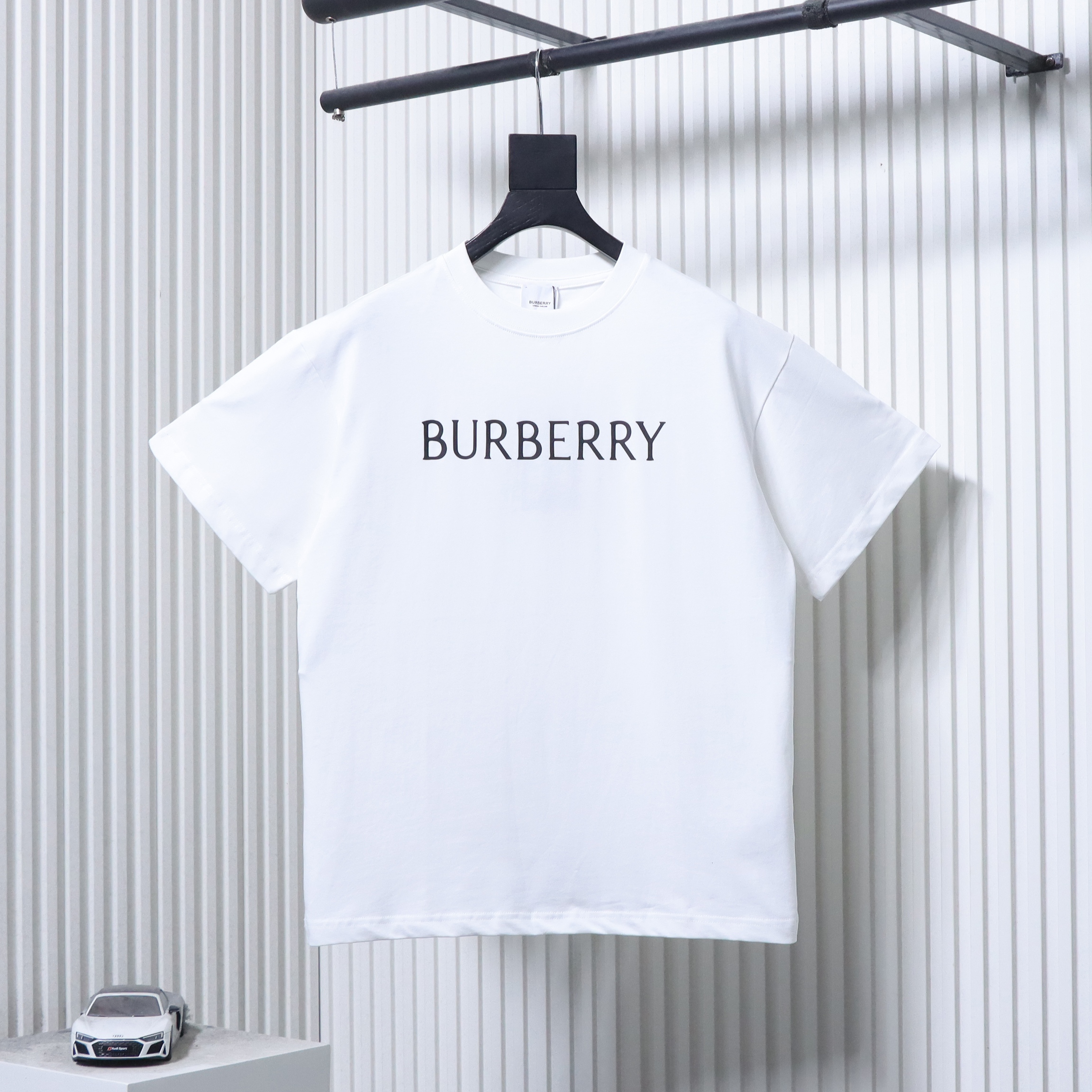 BURBERRY Classic Silicone Logo Letter Letter Crew Neck Short Sleeve T-Shirt Style 1